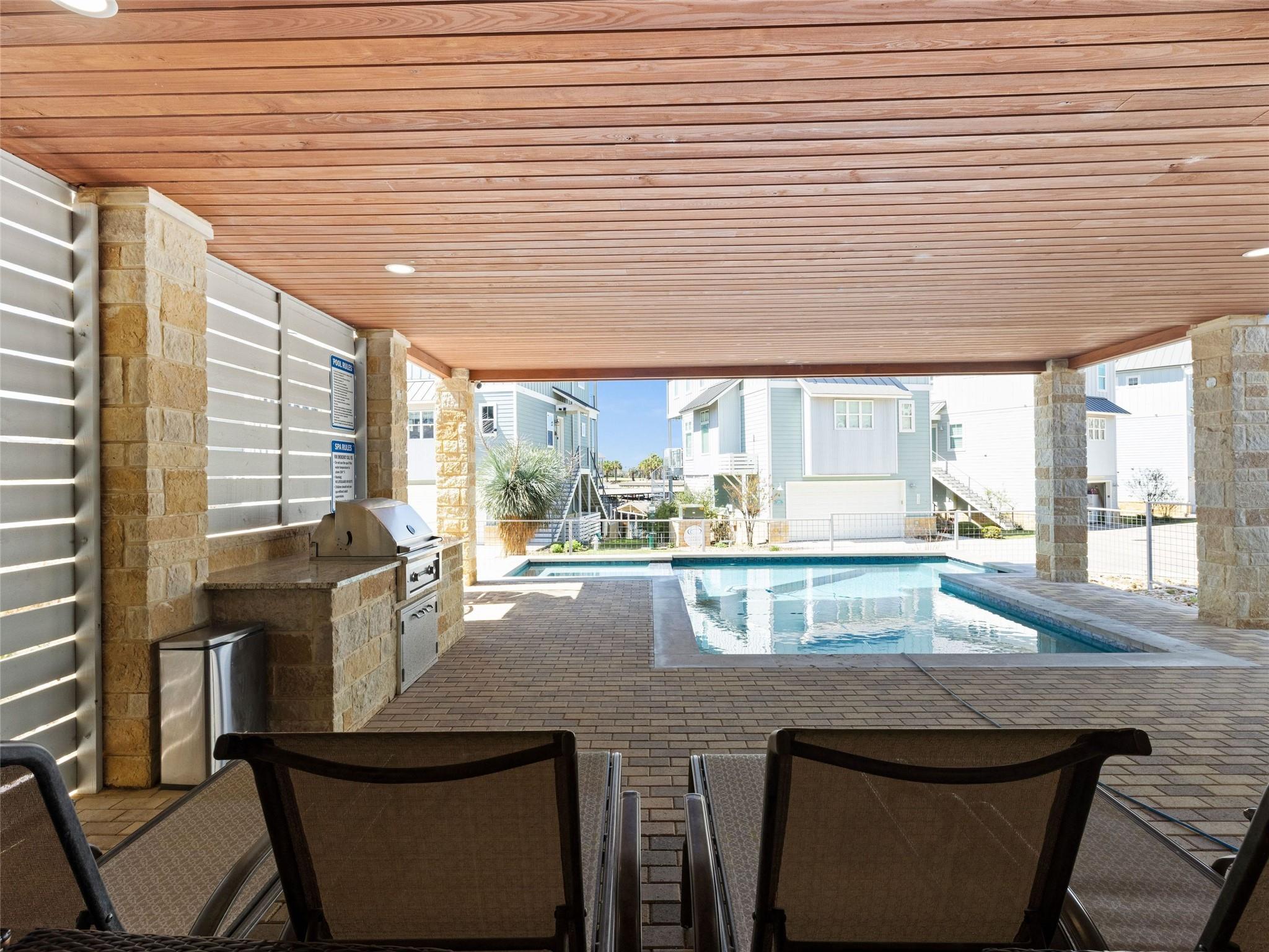 200 Archview Ln, Kingsland, TX 78639