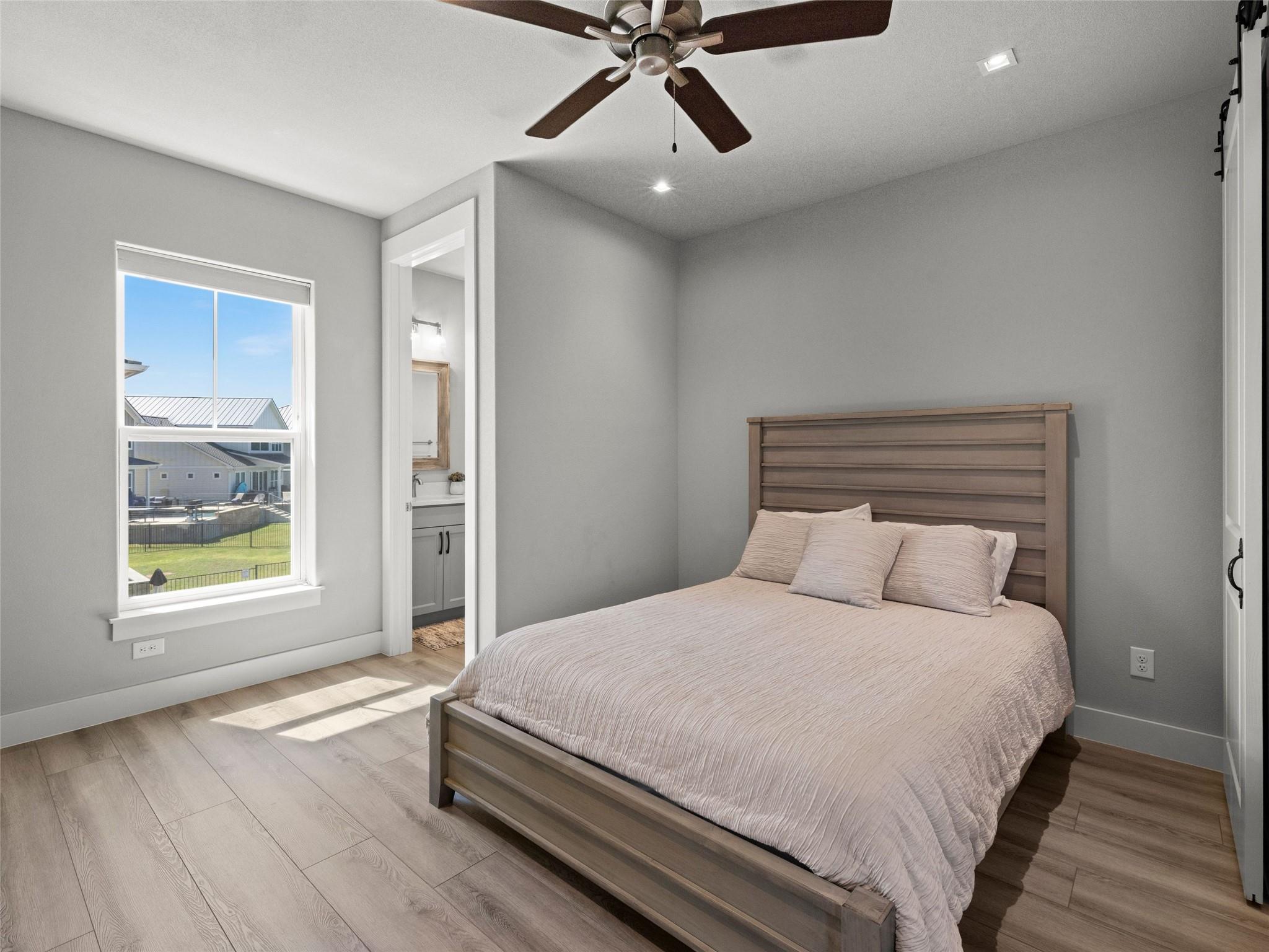 200 Archview Ln, Kingsland, TX 78639