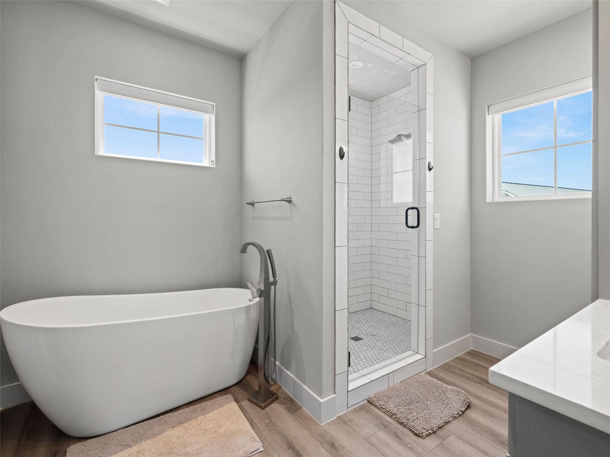 200 Archview Ln, Kingsland, TX 78639