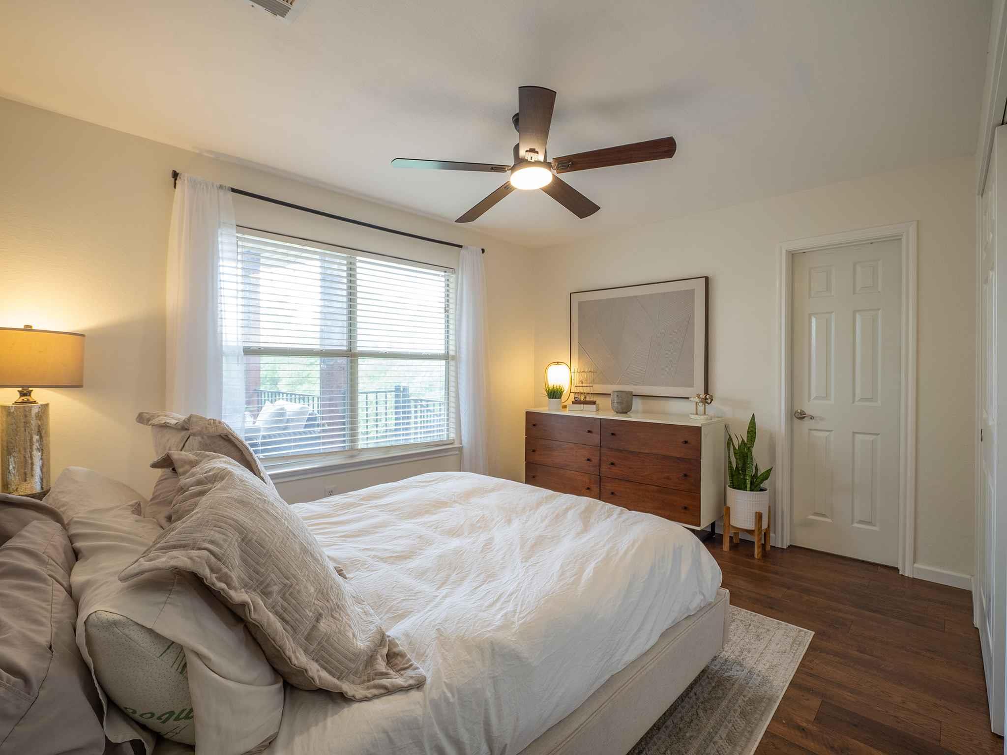 10212 Thomas Ln, Dripping Springs, TX 78620