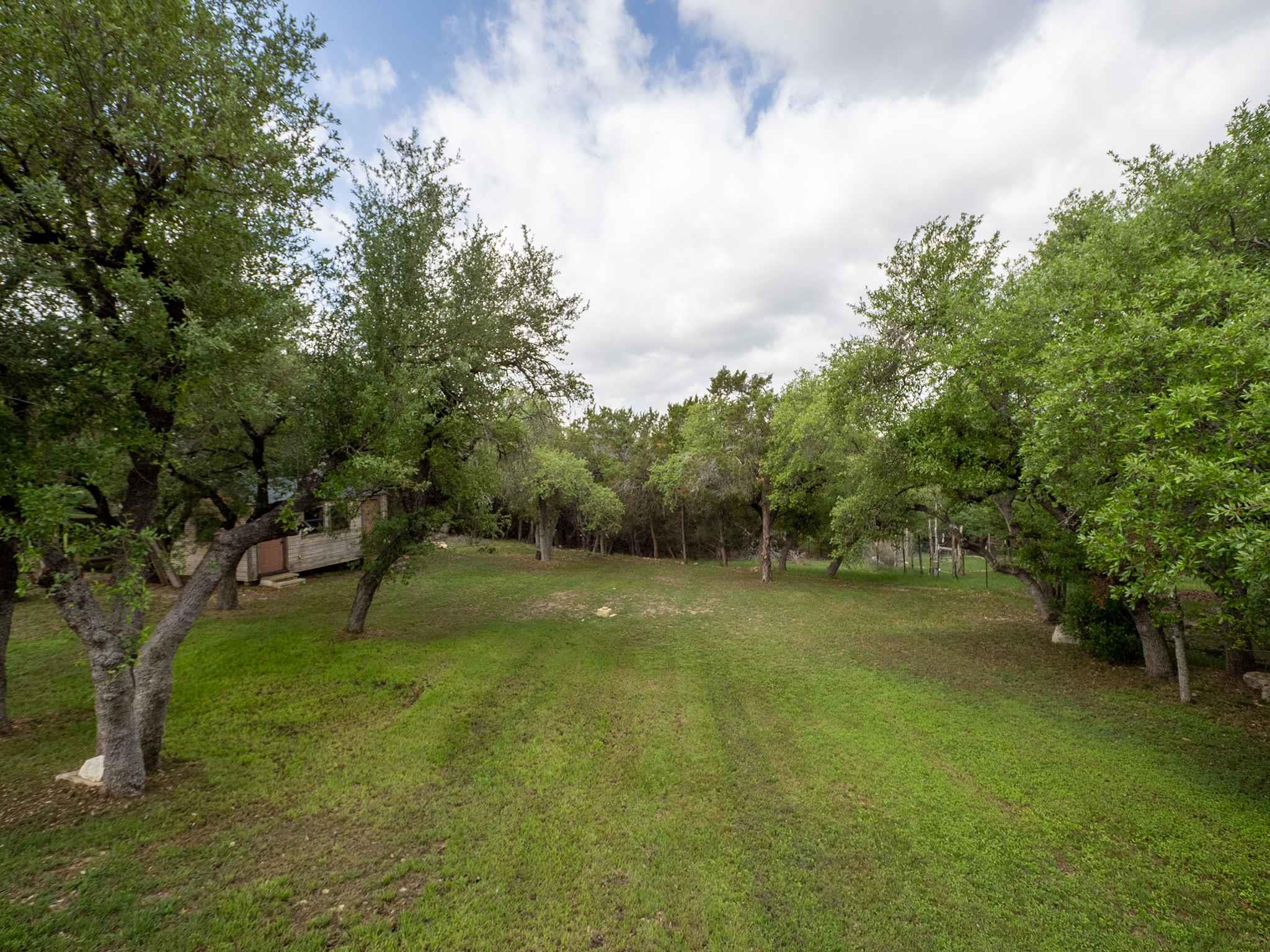 10212 Thomas Ln, Dripping Springs, TX 78620