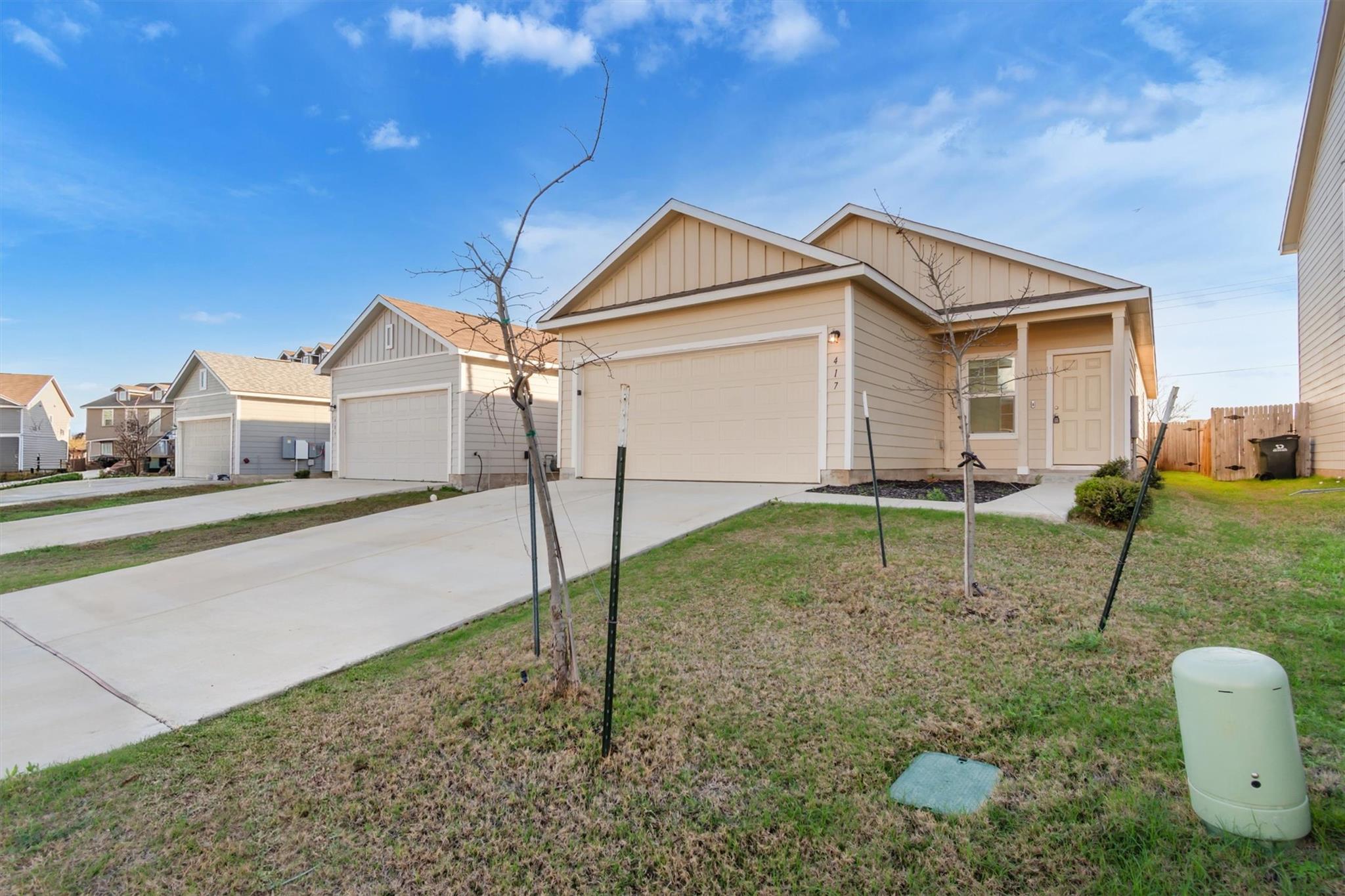 417 Soapstone Pass, Maxwell, TX 78656