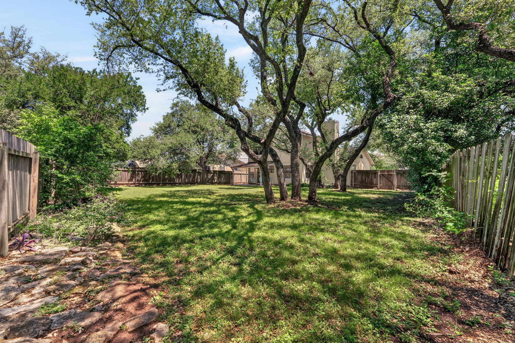 1407 Black Cherry Dr, Cedar Park, TX 78613