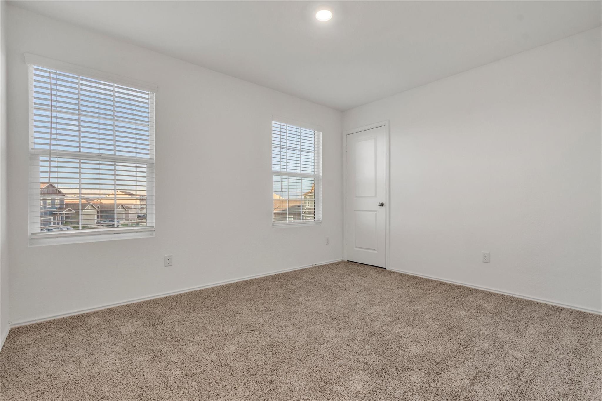 385 Soapstone Pass, Maxwell, TX 78656