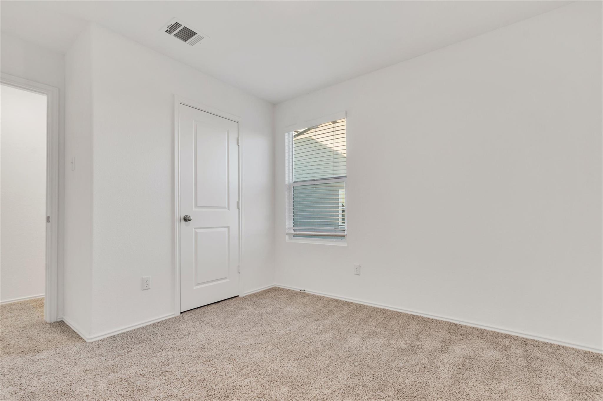 385 Soapstone Pass, Maxwell, TX 78656