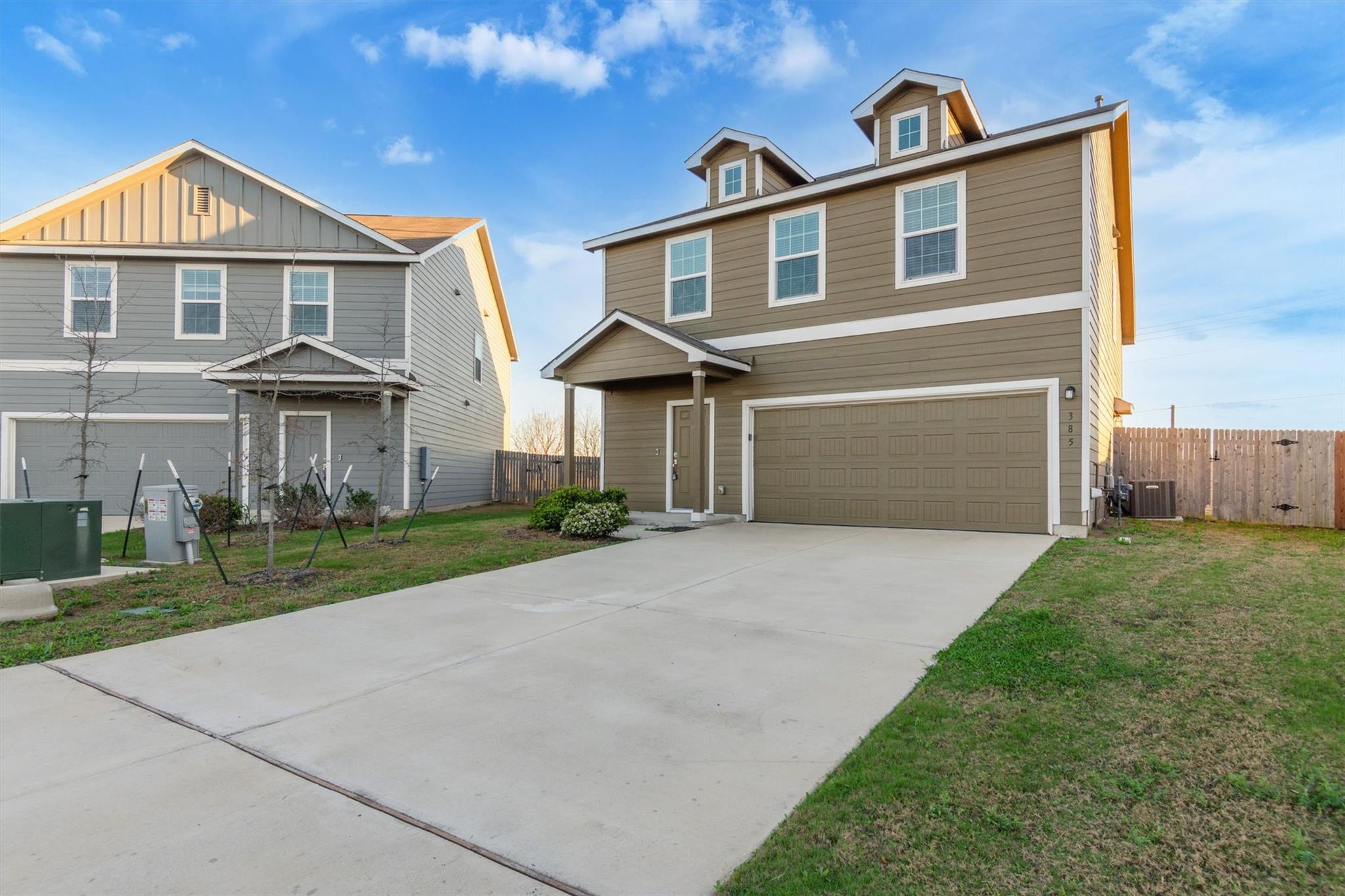 385 Soapstone Pass, Maxwell, TX 78656