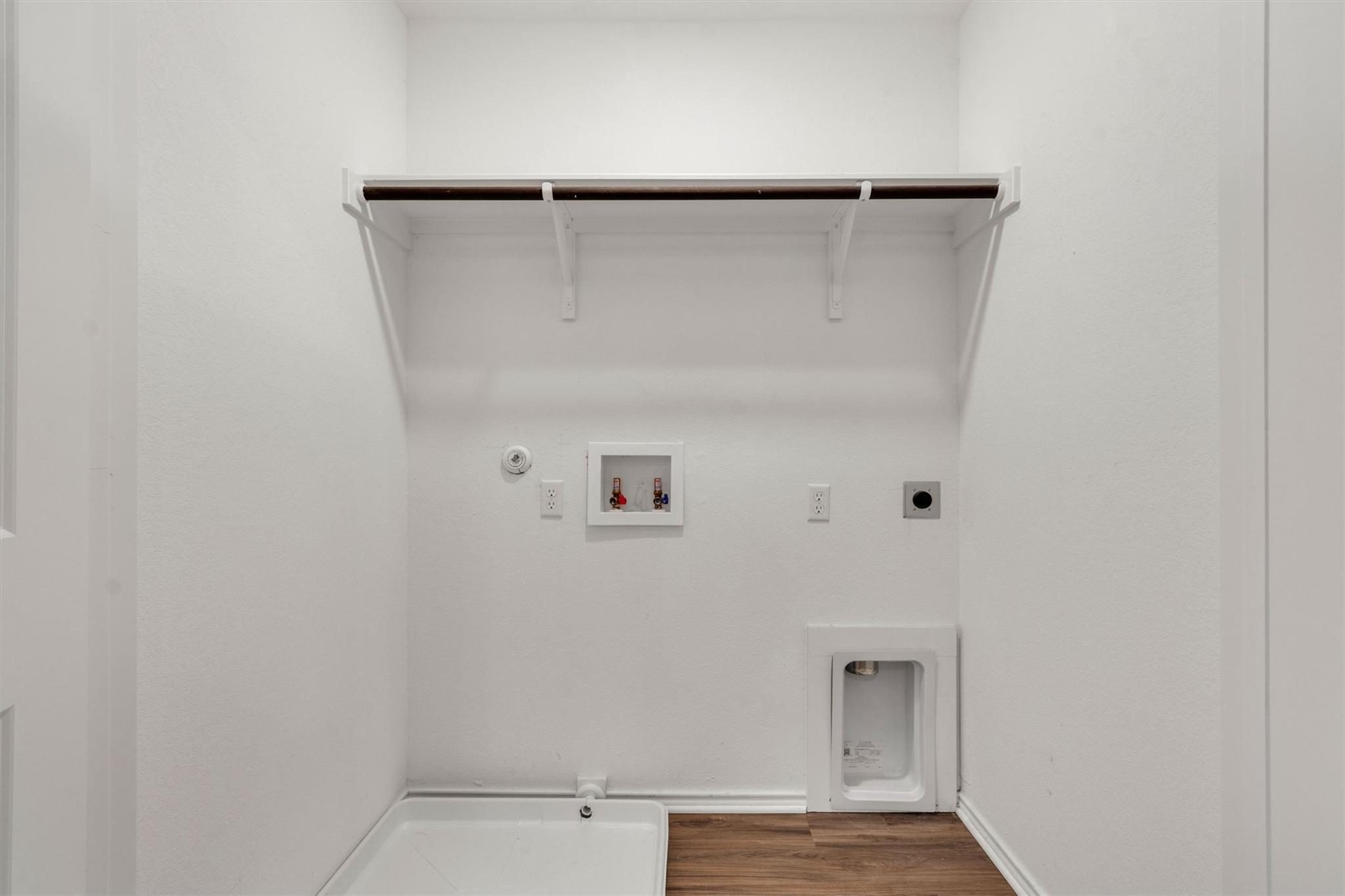 385 Soapstone Pass, Maxwell, TX 78656