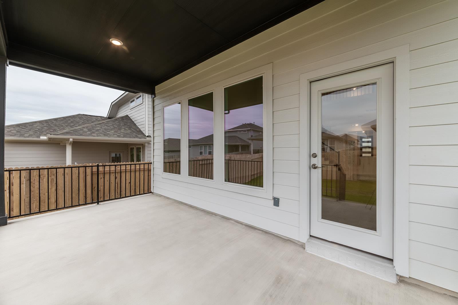 6400 Night Chinook Dr, Buda, TX 78610