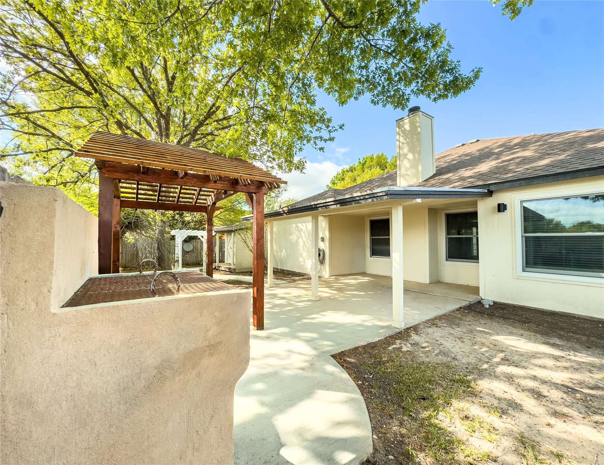 157 Meadowlark Cir, Georgetown, TX 78626