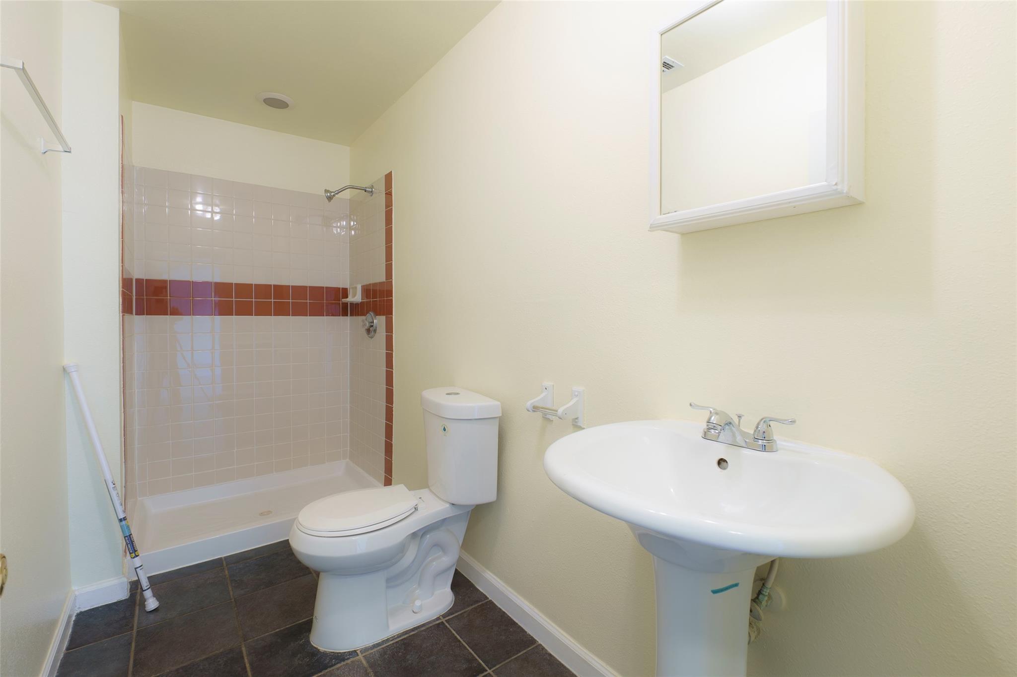 505 E Applegate Dr # B, Austin, TX 78753