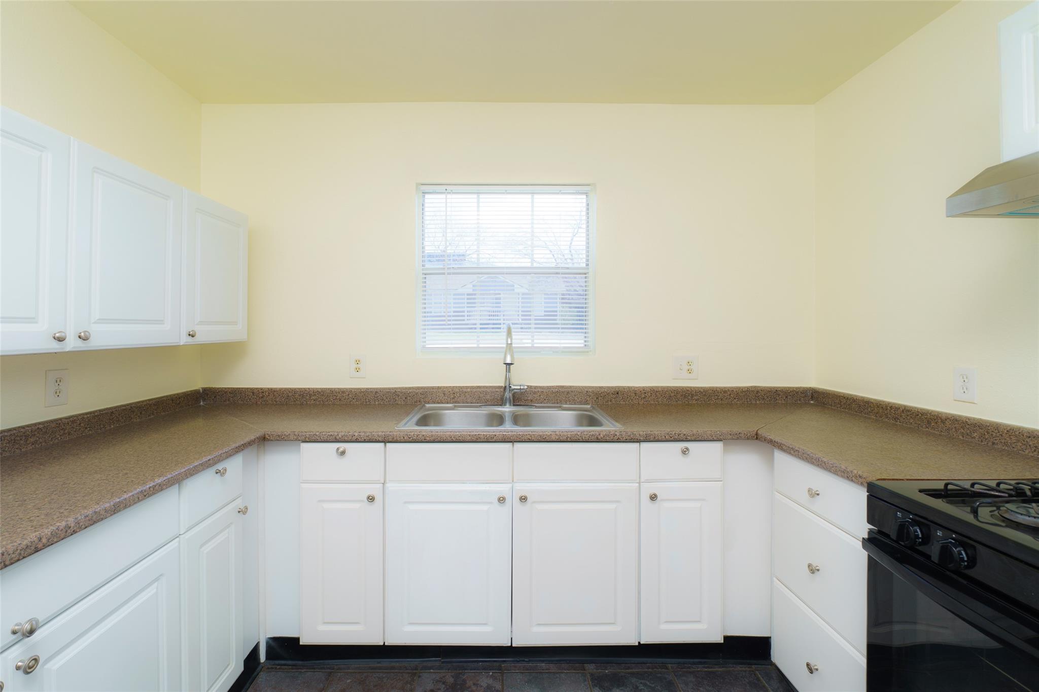 505 E Applegate Dr # B, Austin, TX 78753