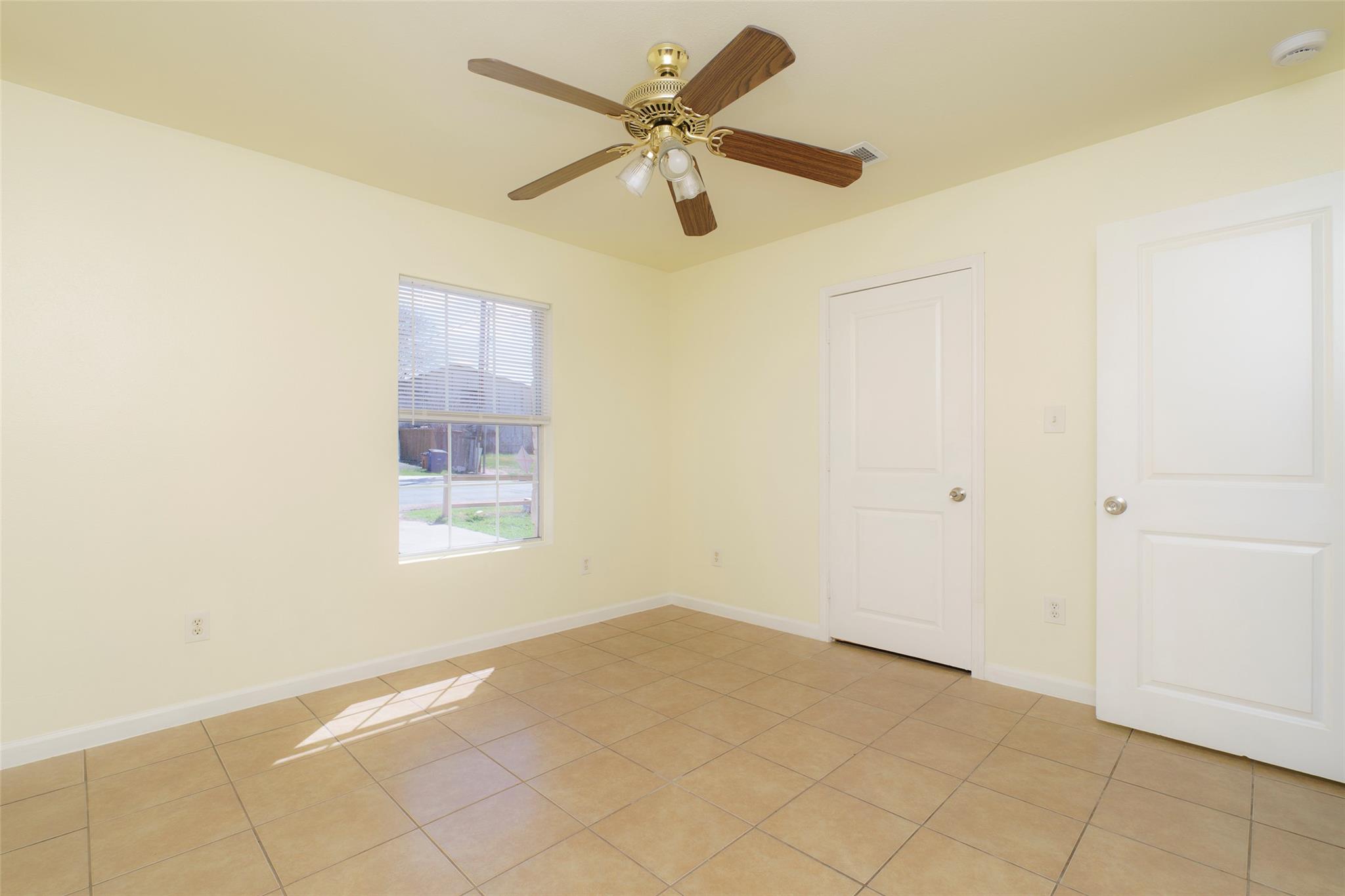 505 E Applegate Dr # B, Austin, TX 78753