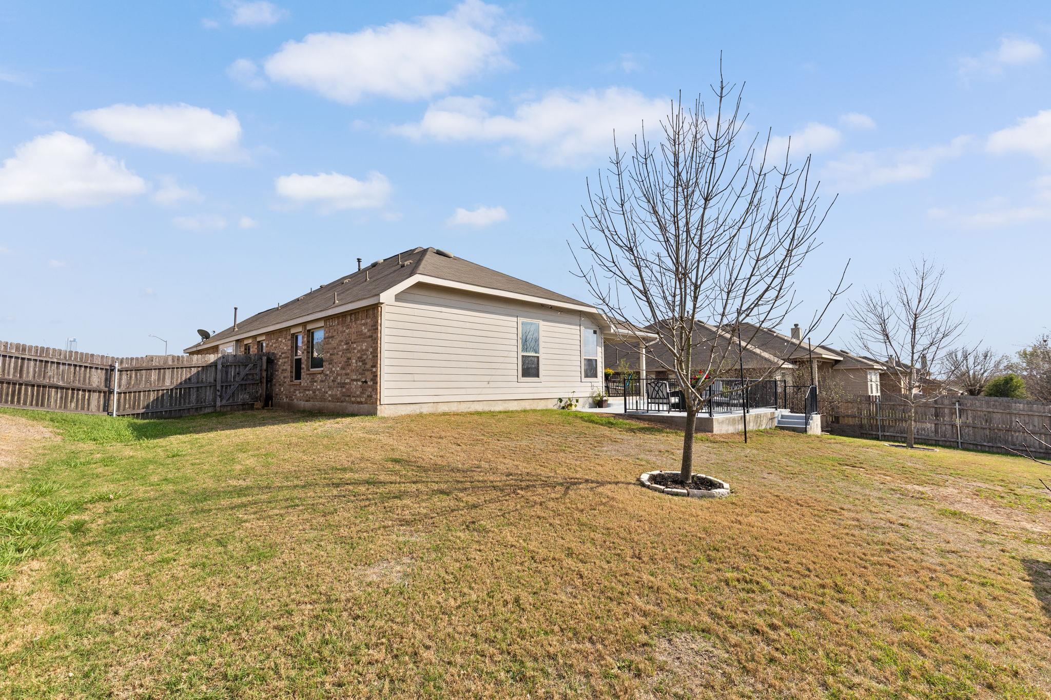 297 Coral Stone Trl, Buda, TX 78610