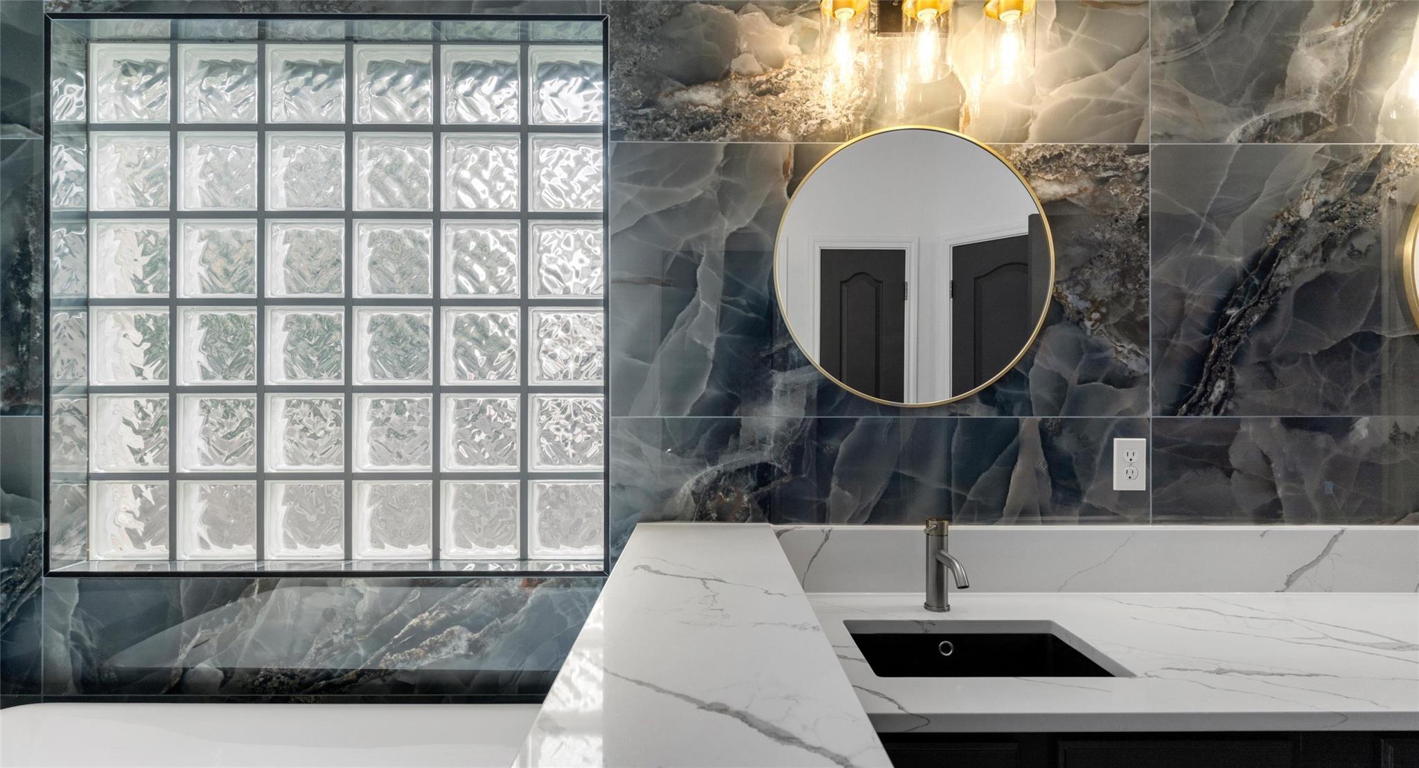 2527 Crenshaw Dr, Round Rock, TX 78664