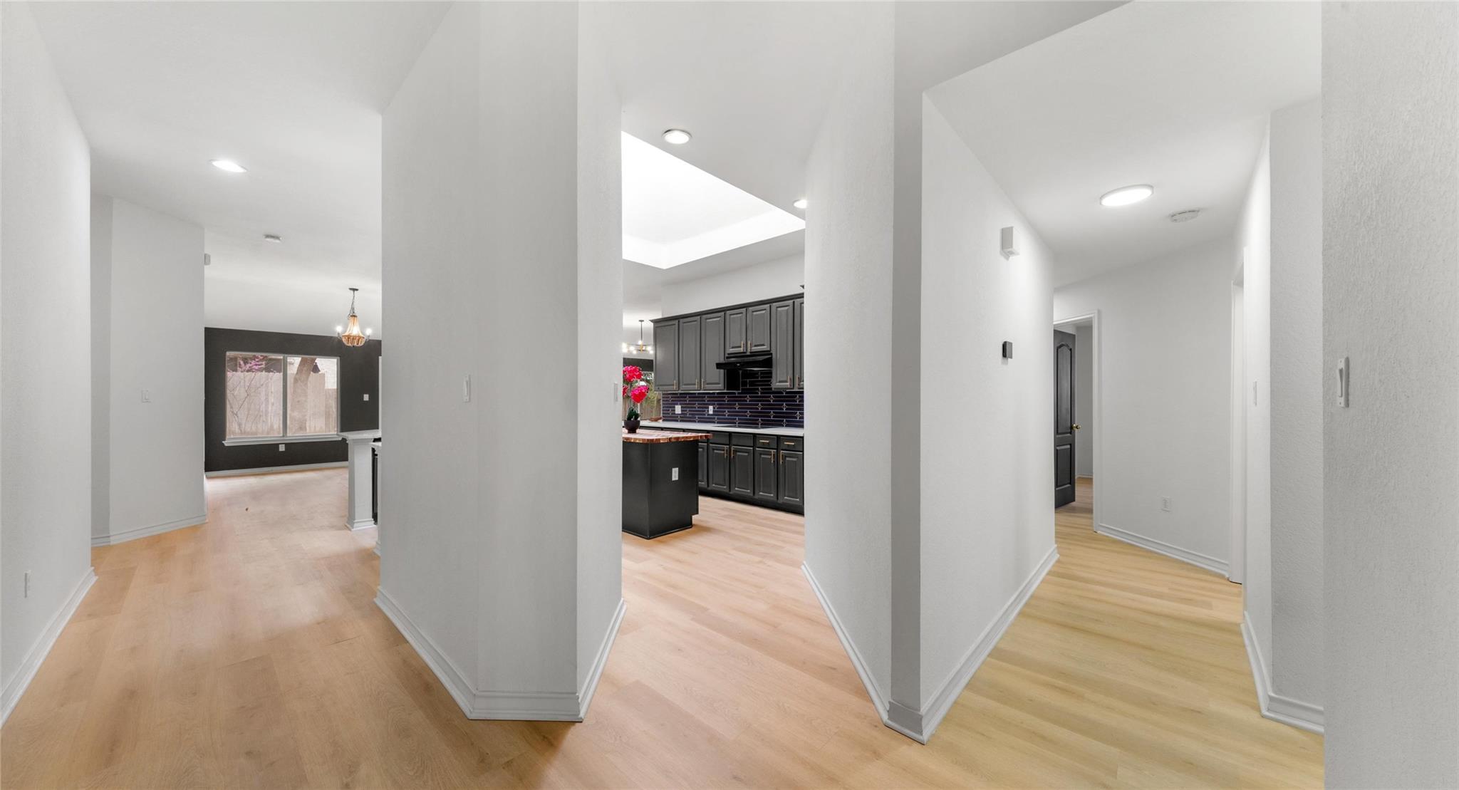 2527 Crenshaw Dr, Round Rock, TX 78664