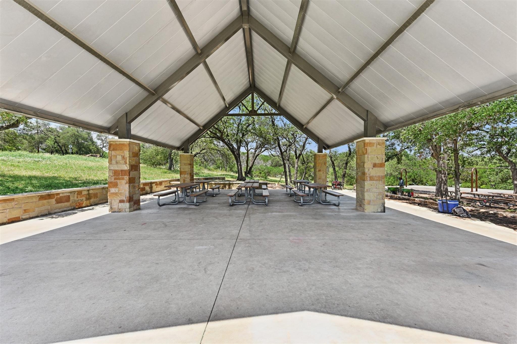 4910 Pelham Dr, Austin, TX 78727