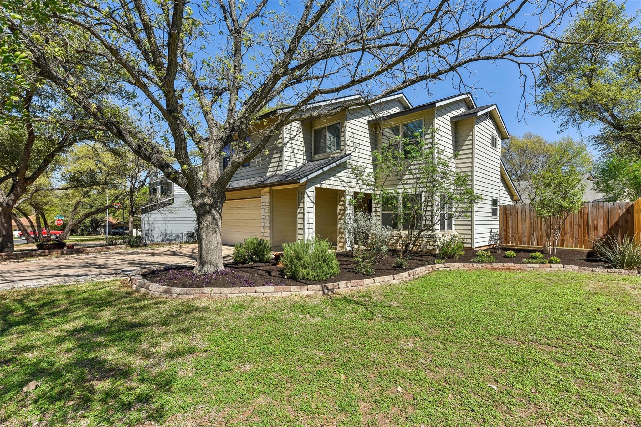 4910 Pelham Dr, Austin, TX 78727