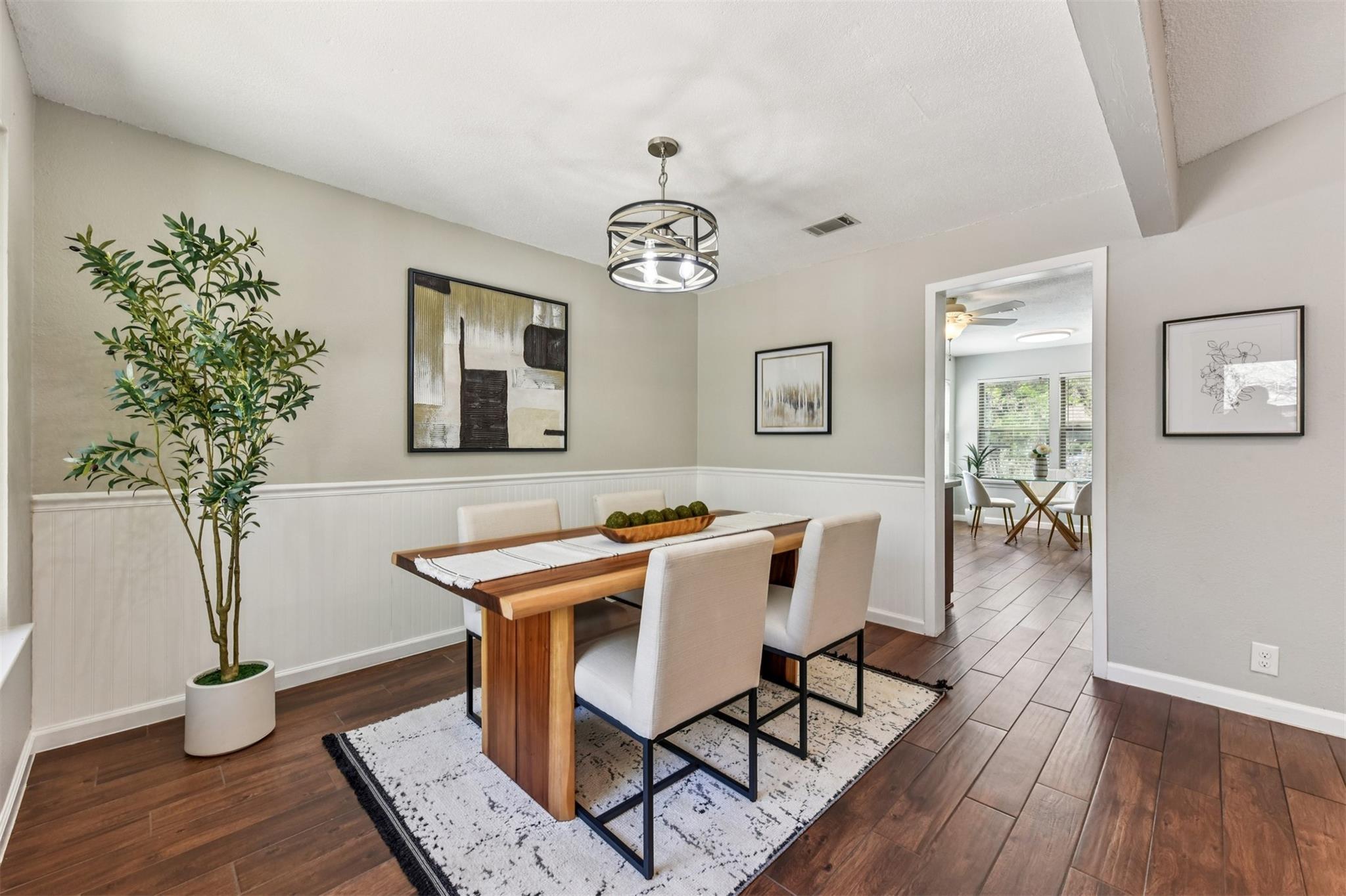 4910 Pelham Dr, Austin, TX 78727