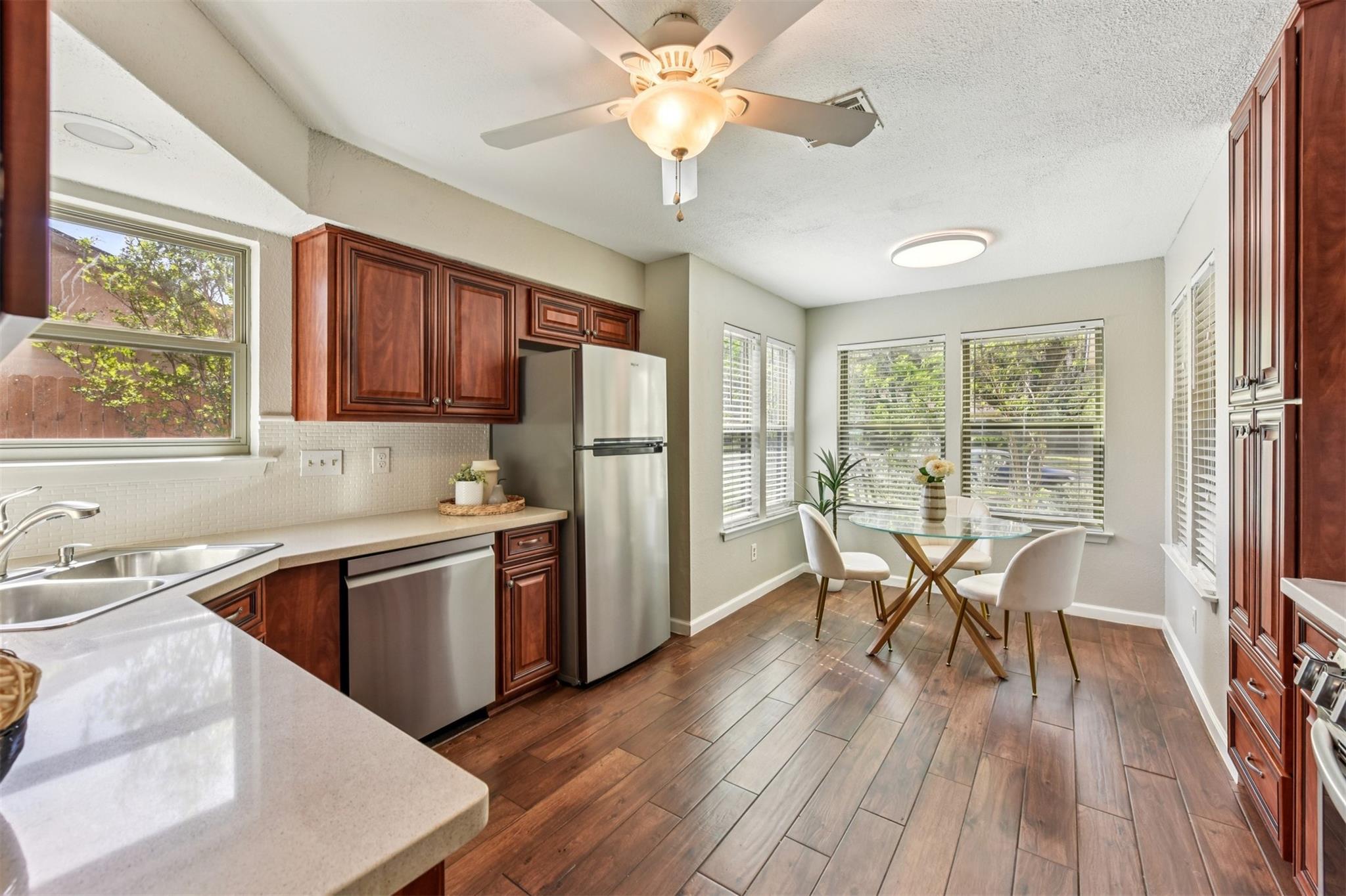 4910 Pelham Dr, Austin, TX 78727