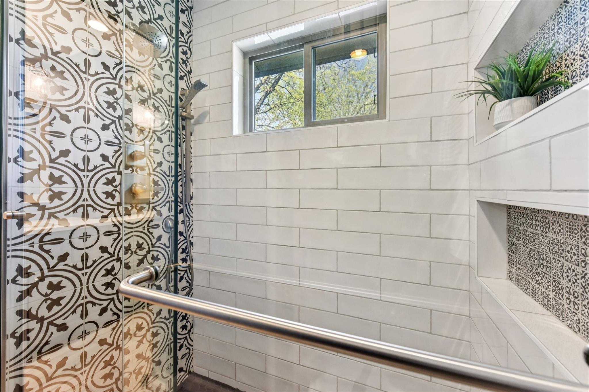 4910 Pelham Dr, Austin, TX 78727