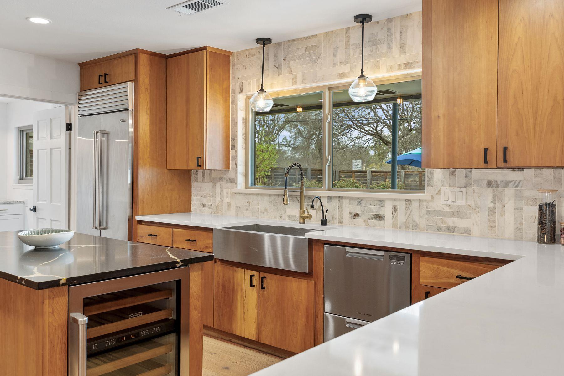 4022 N Hills Dr, Austin, TX 78731