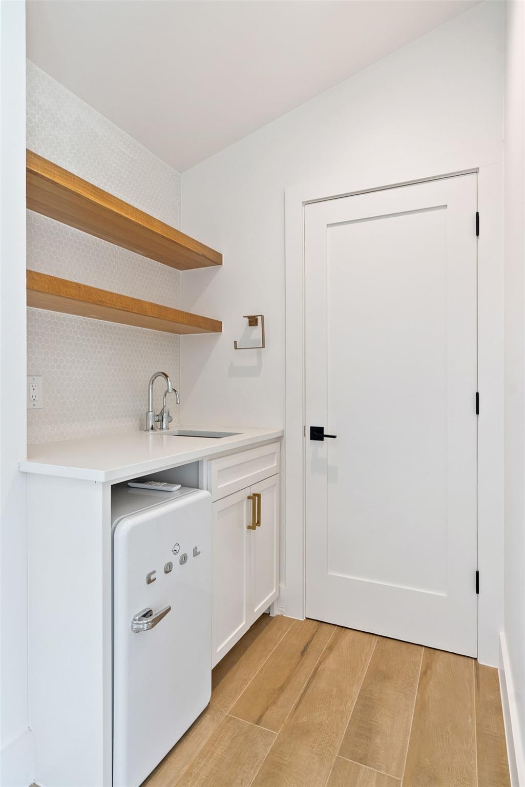 4022 N Hills Dr, Austin, TX 78731