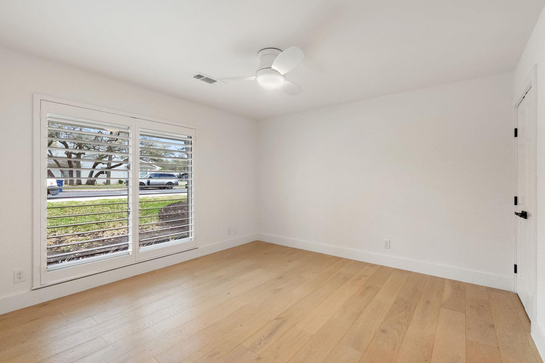 4022 N Hills Dr, Austin, TX 78731