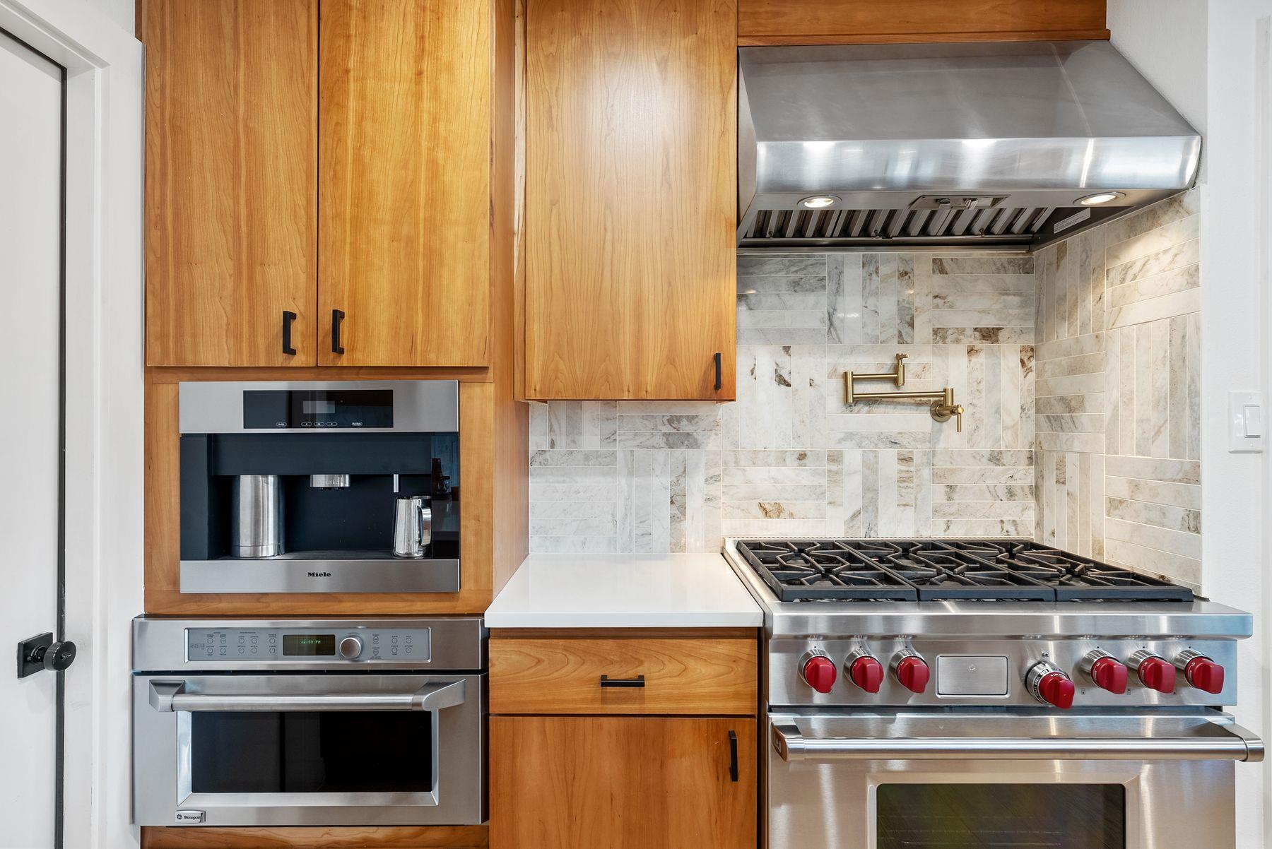 4022 N Hills Dr, Austin, TX 78731