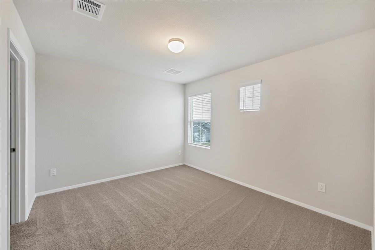 116 Honeybee Ln, Elgin, TX 78621