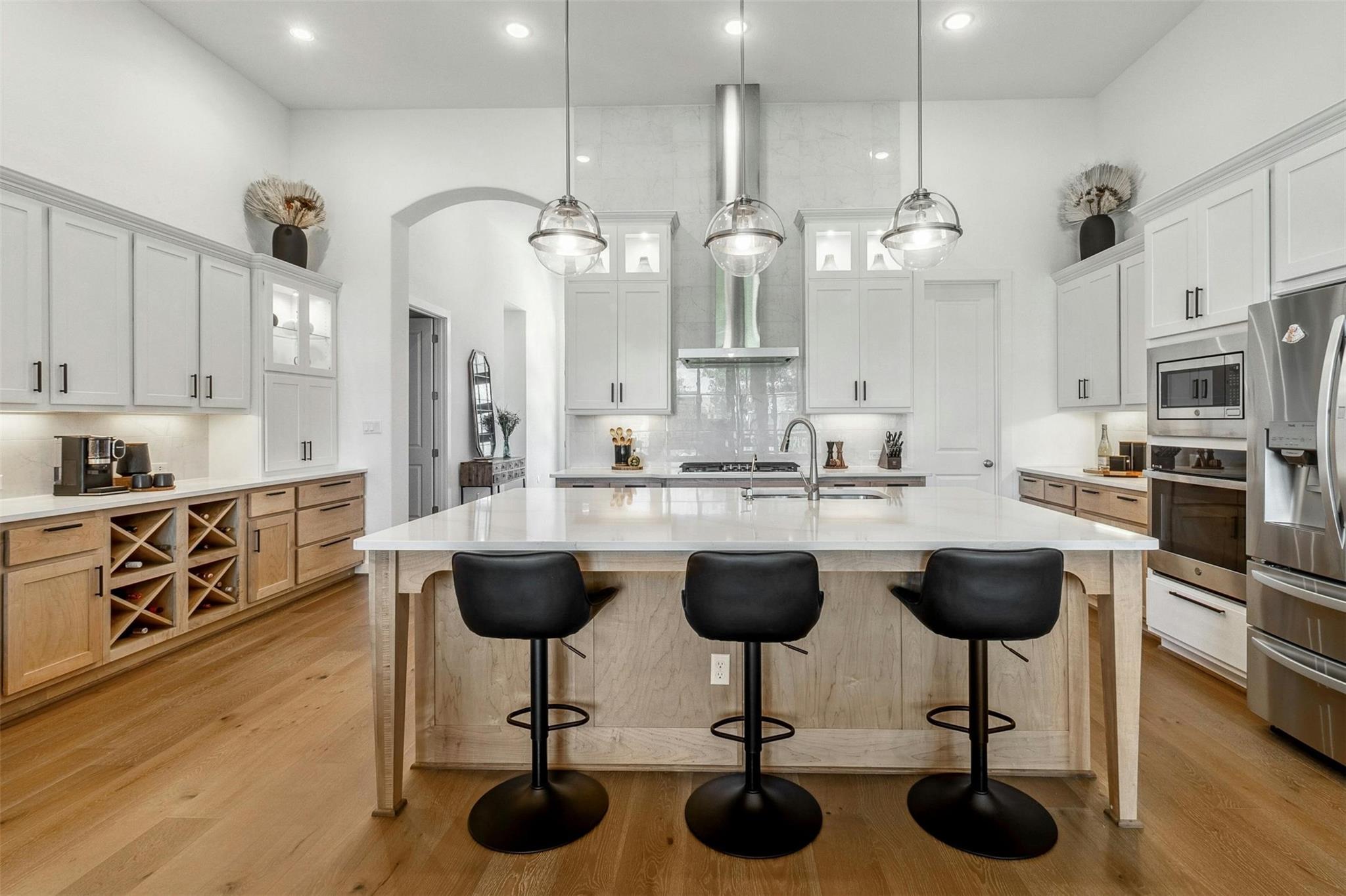 104 Rainbow Valley Trl, San Marcos, TX 78666