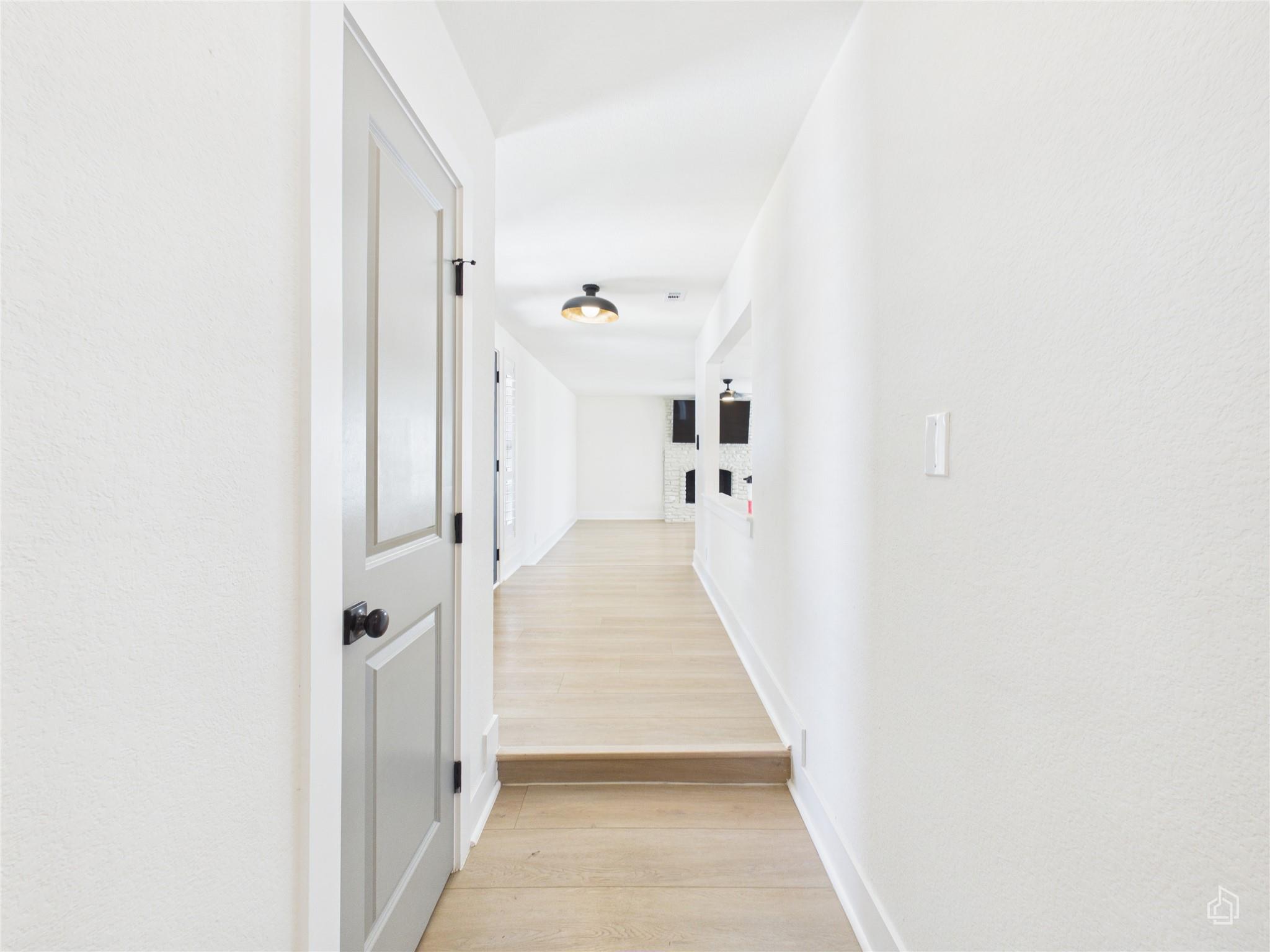 9400 Longvale Dr, Austin, TX 78729