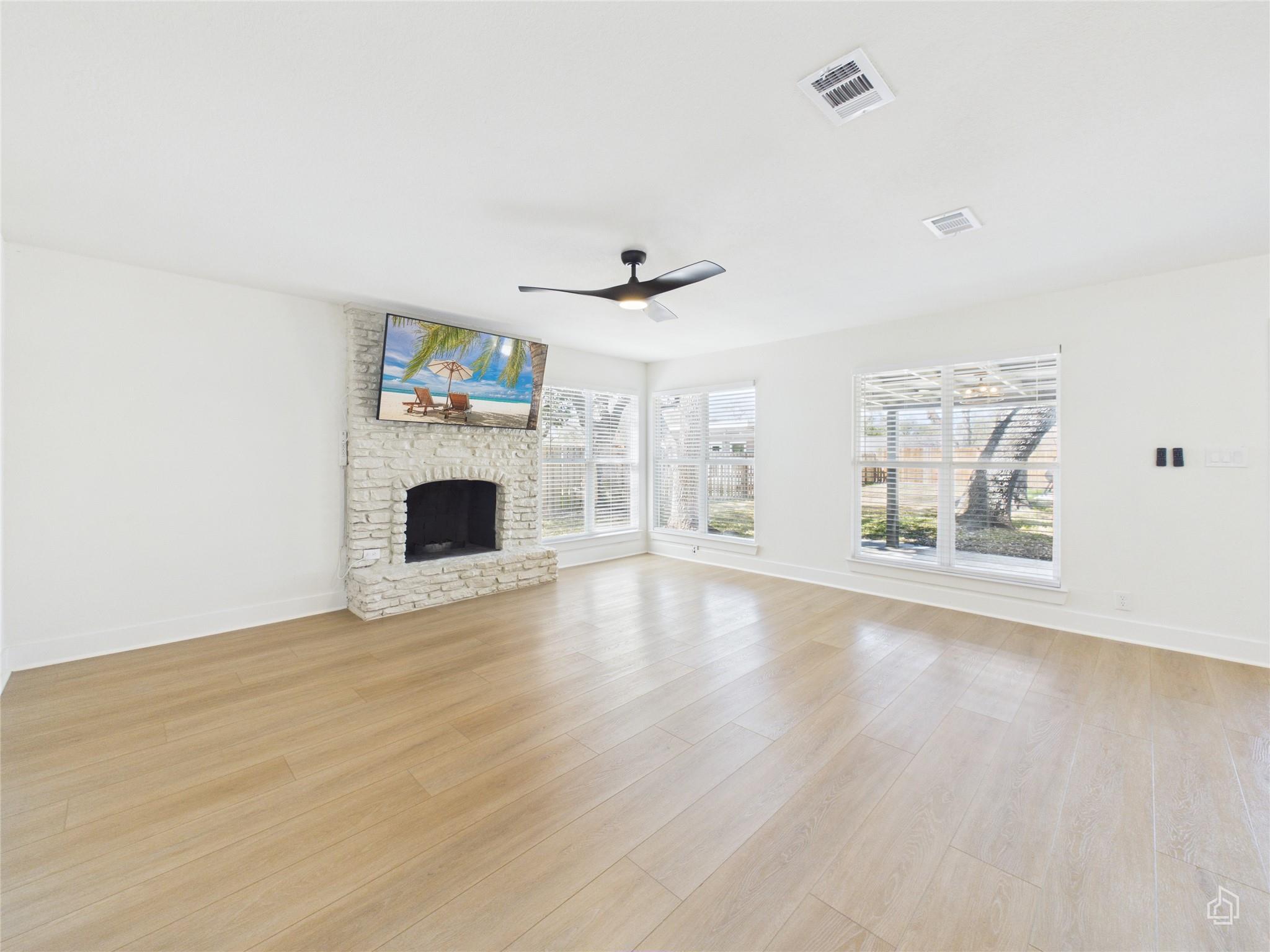 9400 Longvale Dr, Austin, TX 78729