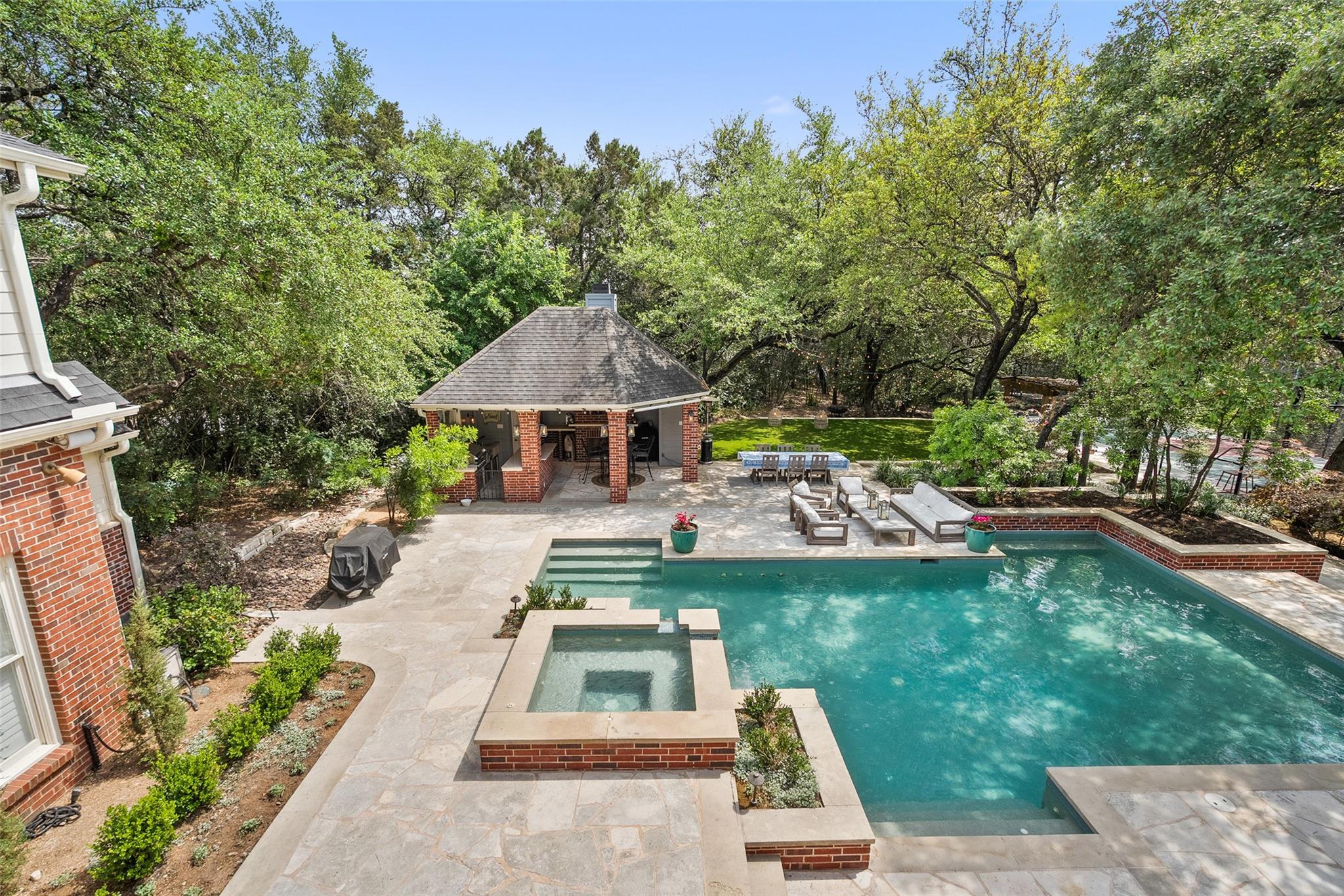 2601 Buckminister Ct, Austin, TX 78746