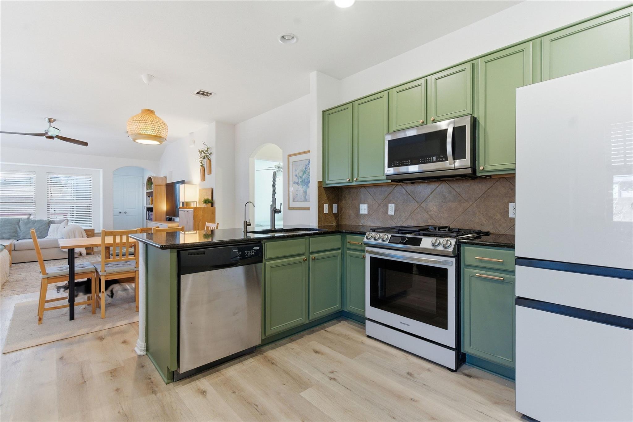 2513 Winchell Ln, Austin, TX 78725
