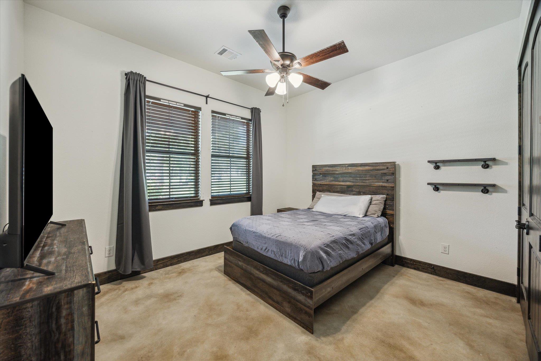 117 Esperanza Petal Pass, Liberty Hill, TX 78642