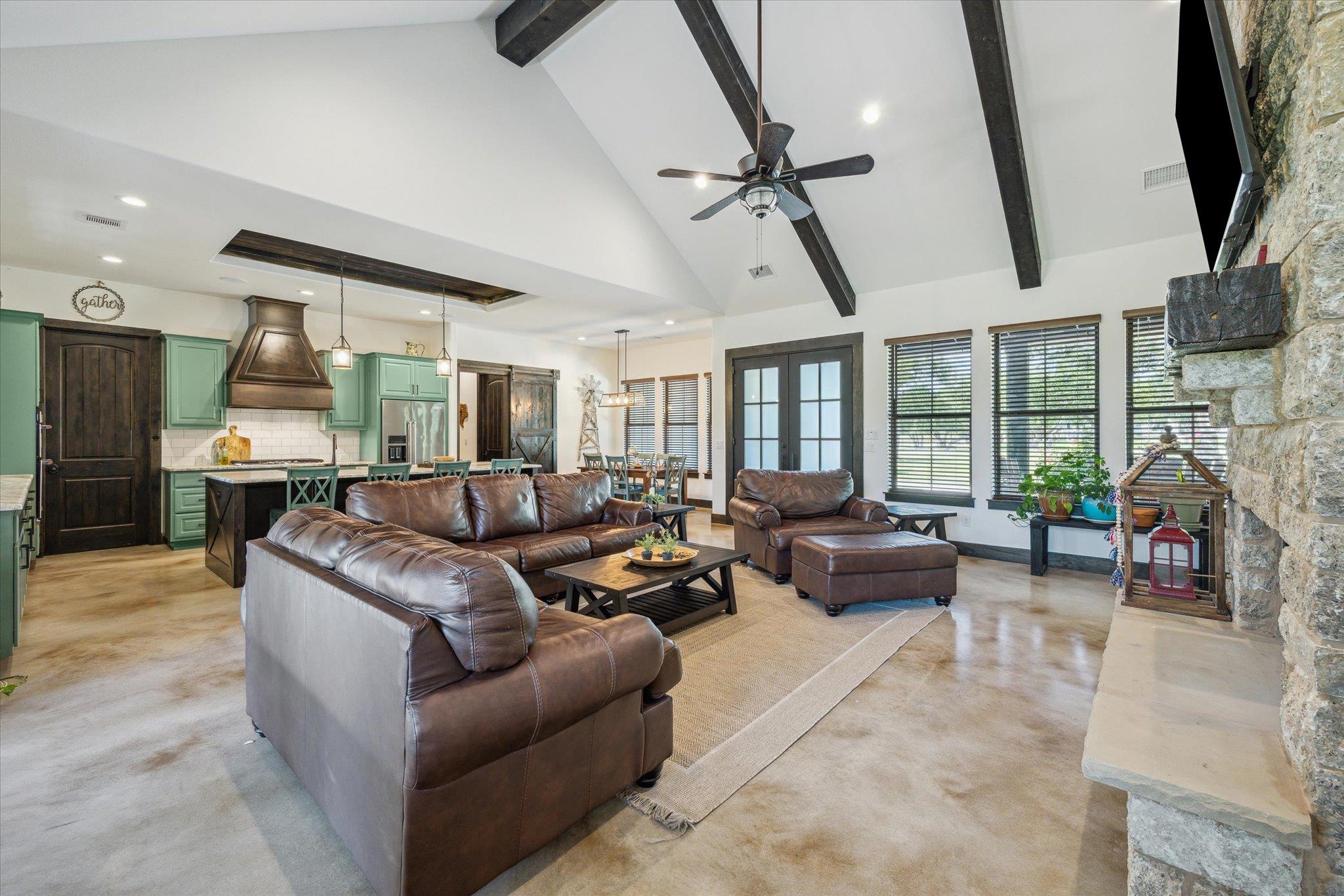 117 Esperanza Petal Pass, Liberty Hill, TX 78642