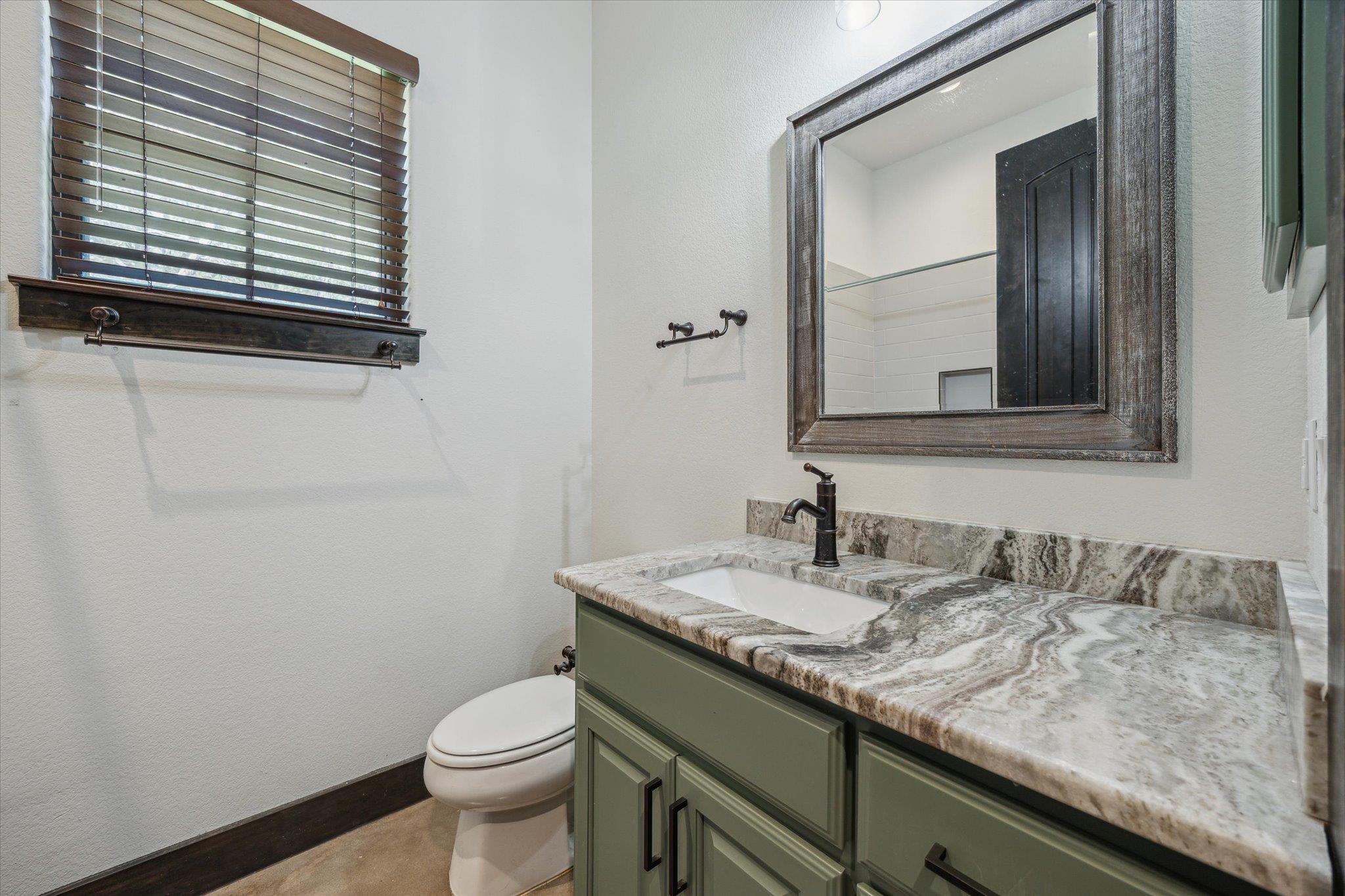 117 Esperanza Petal Pass, Liberty Hill, TX 78642