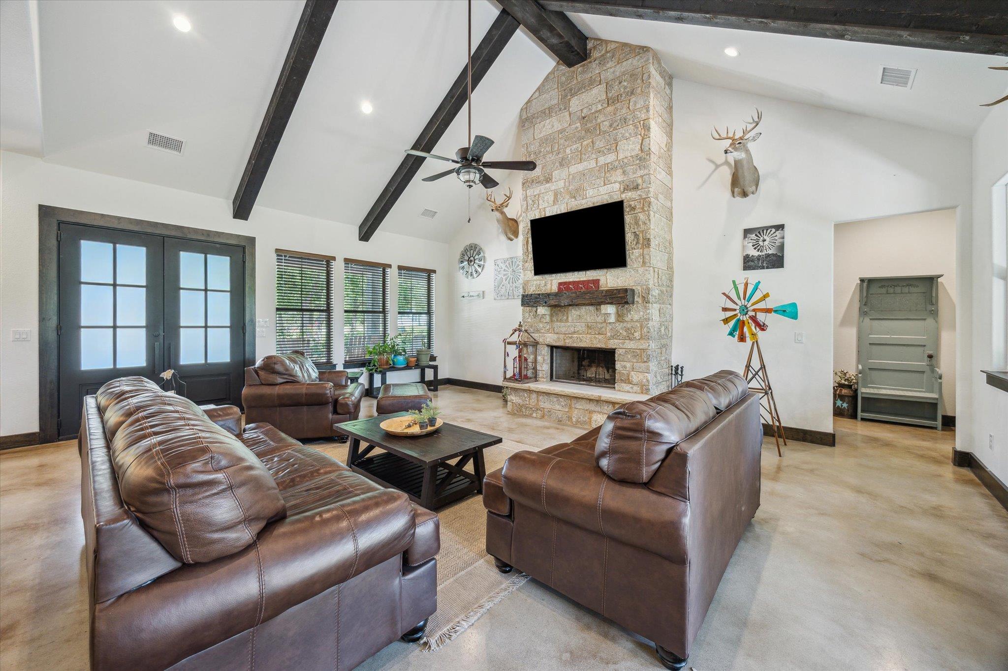 117 Esperanza Petal Pass, Liberty Hill, TX 78642