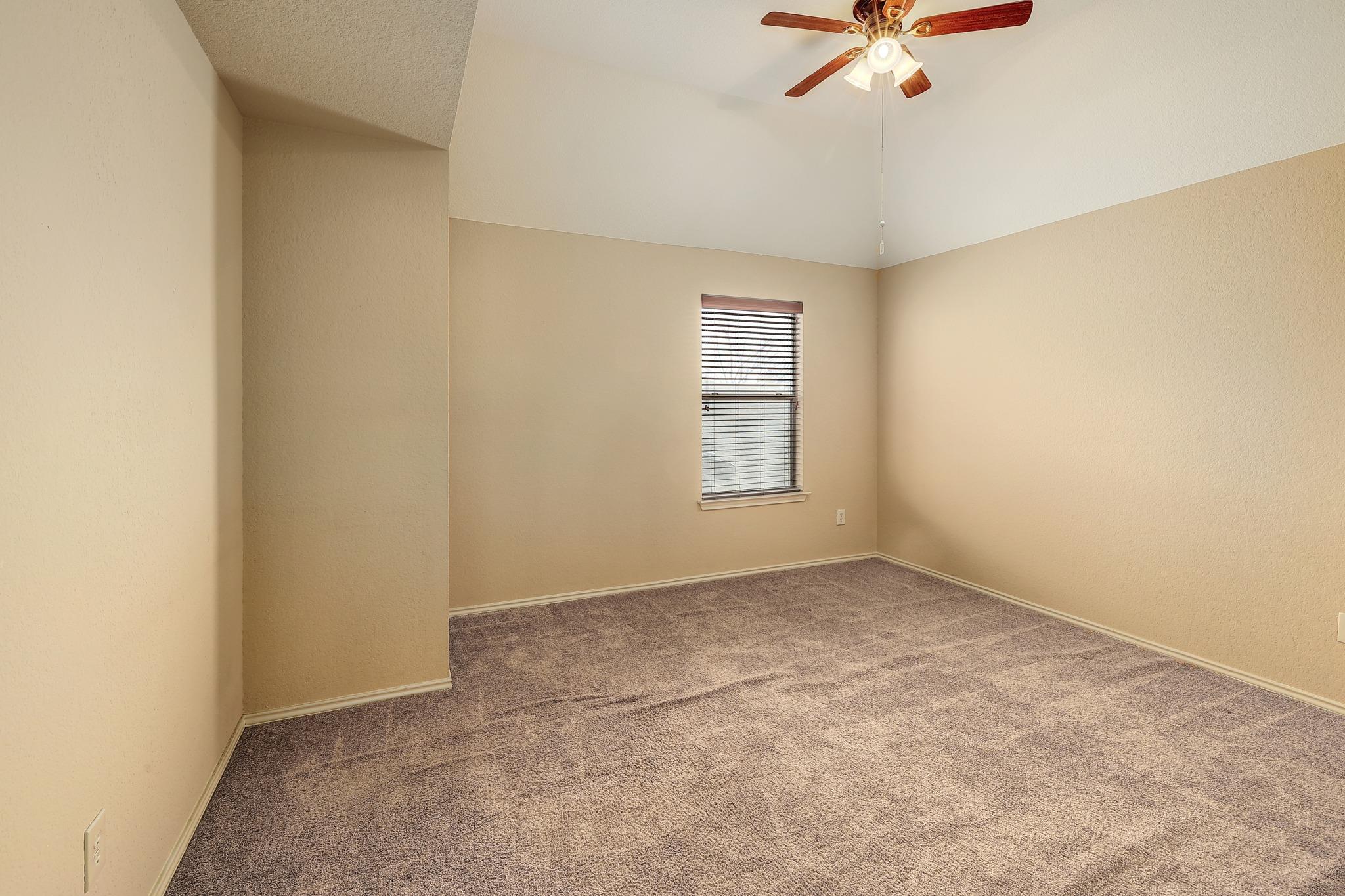 500 Red Hawk Dr, Leander, TX 78641