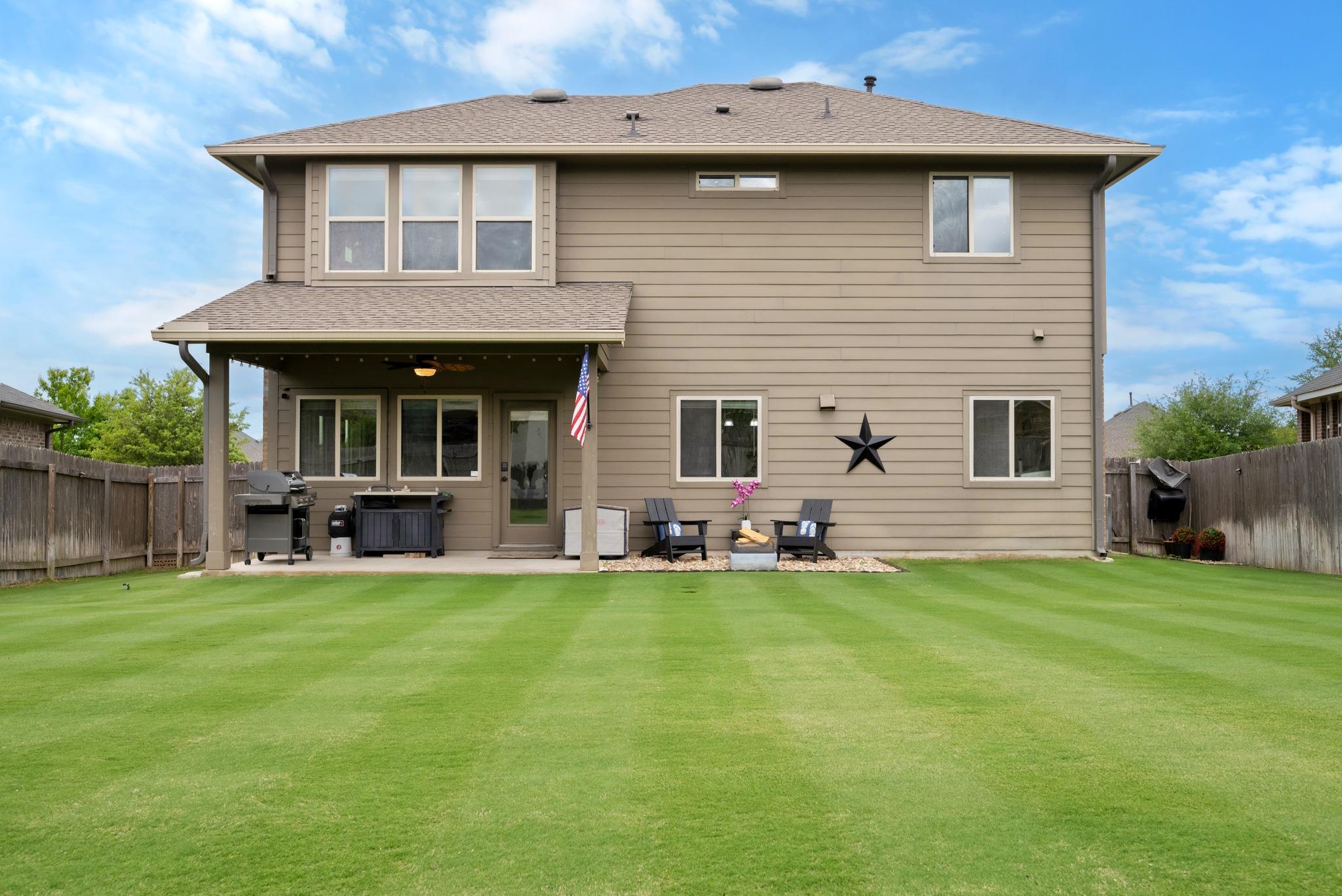 144 Mount Ellen St, Hutto, TX 78634