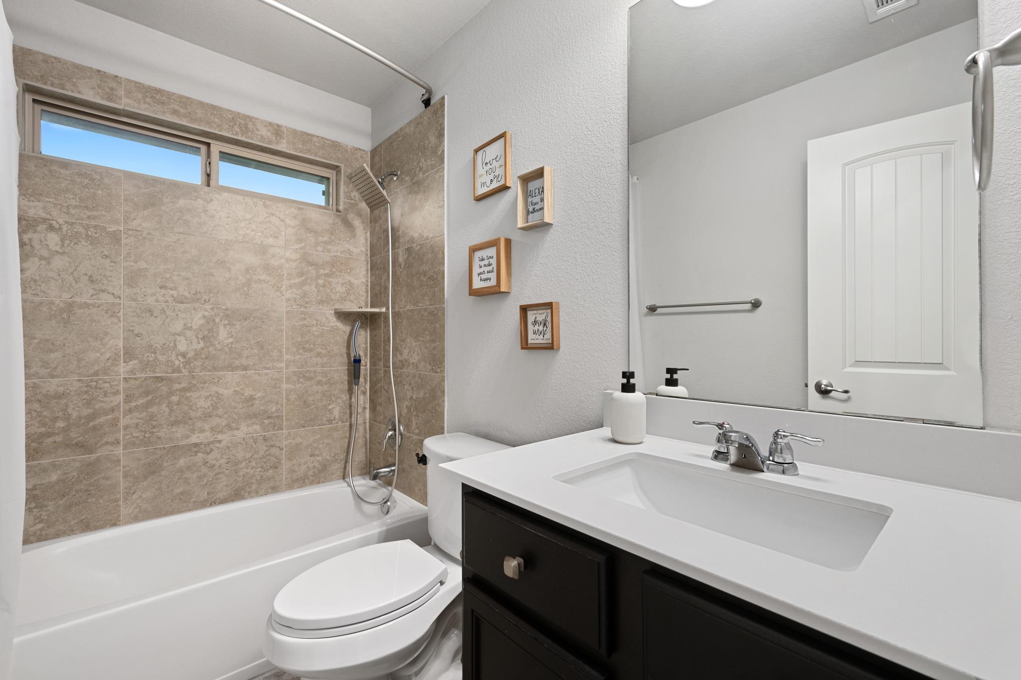 144 Mount Ellen St, Hutto, TX 78634