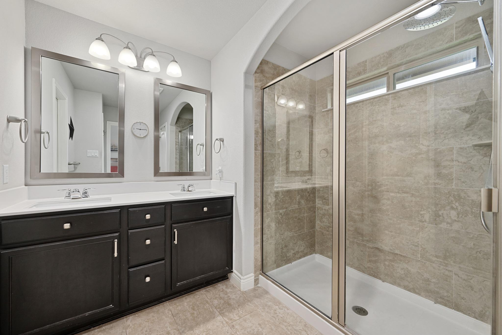 144 Mount Ellen St, Hutto, TX 78634