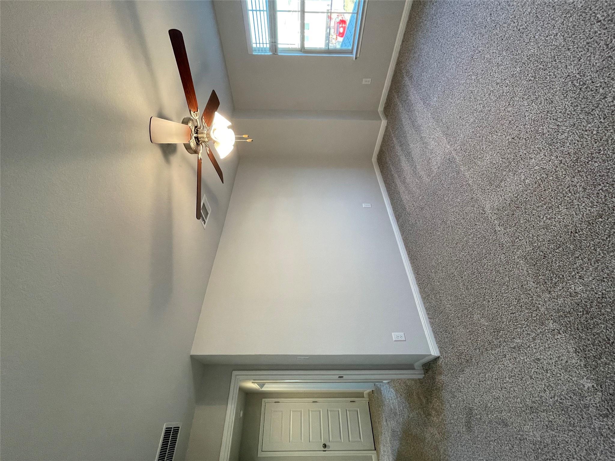 125 Old Stagecoach Rd, Jarrell, TX 76537