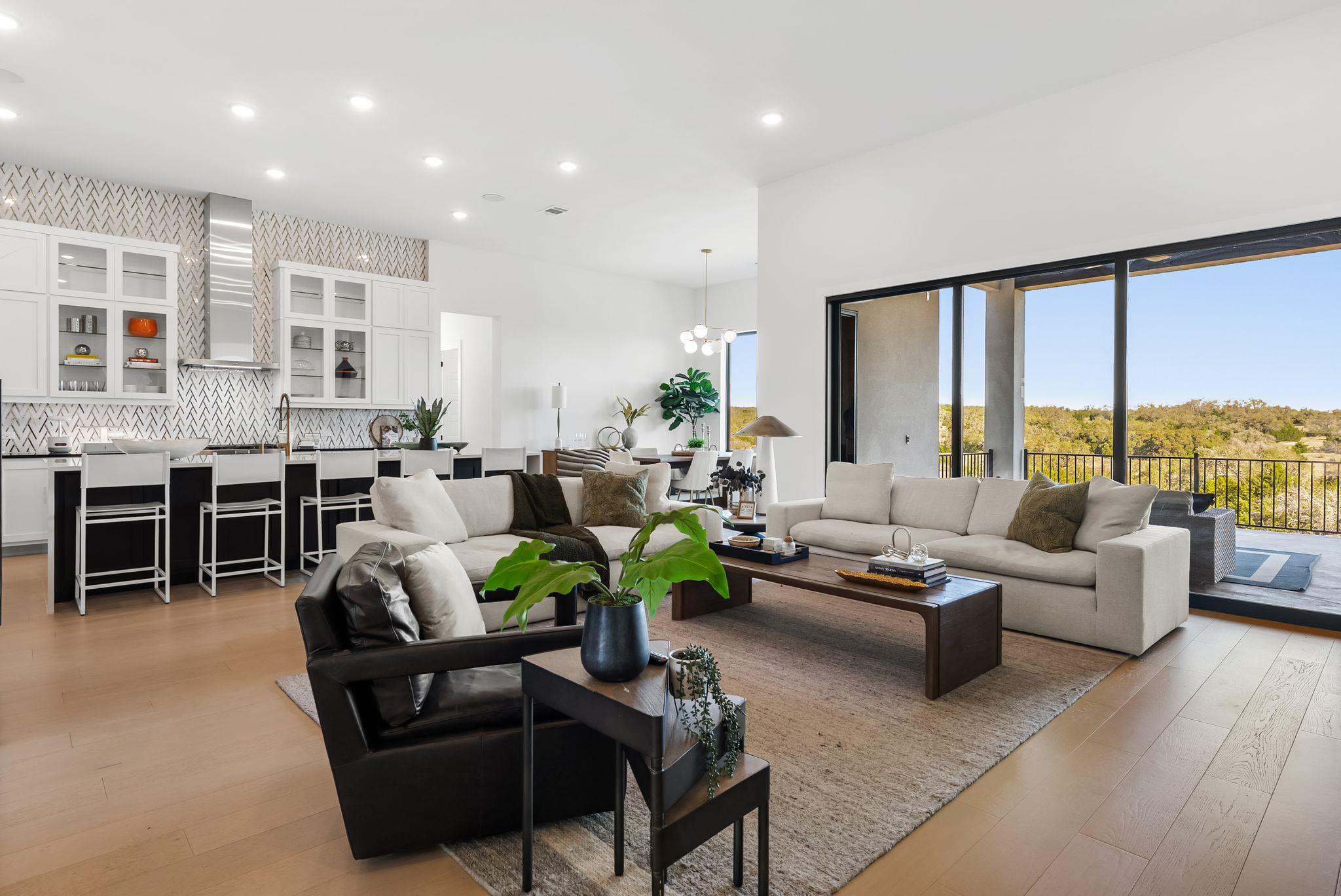 17016 Sanglier Dr, Austin, TX 78738