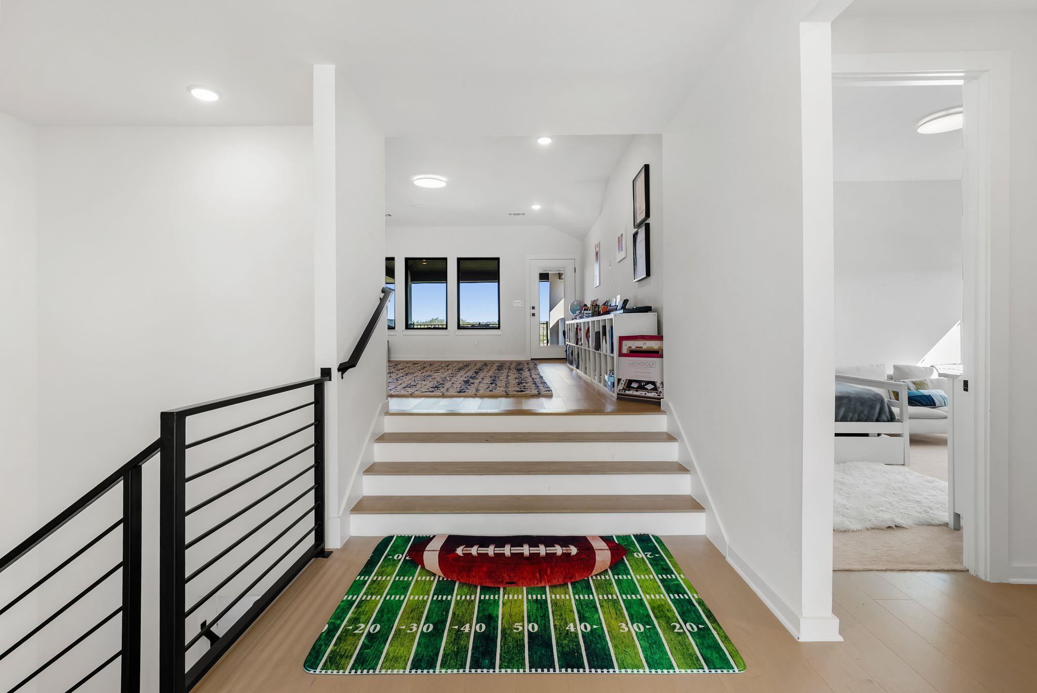 17016 Sanglier Dr, Austin, TX 78738