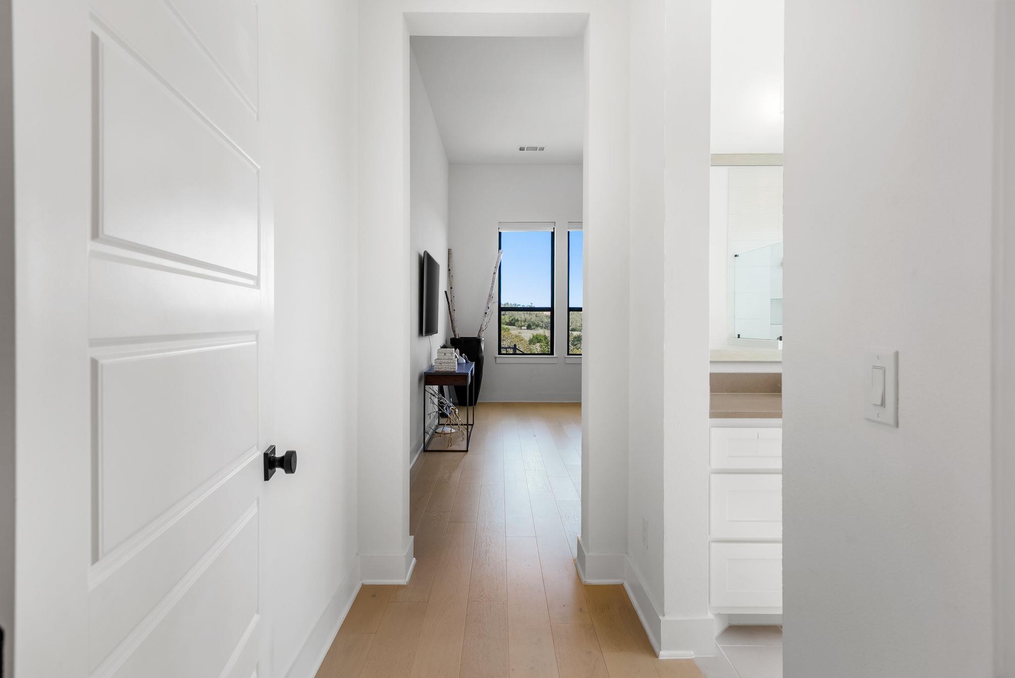 17016 Sanglier Dr, Austin, TX 78738