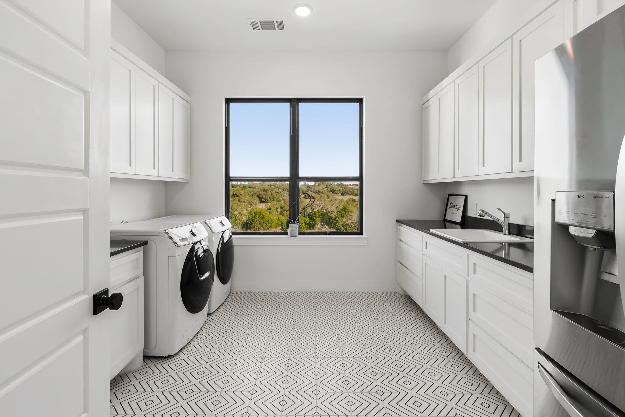 17016 Sanglier Dr, Austin, TX 78738