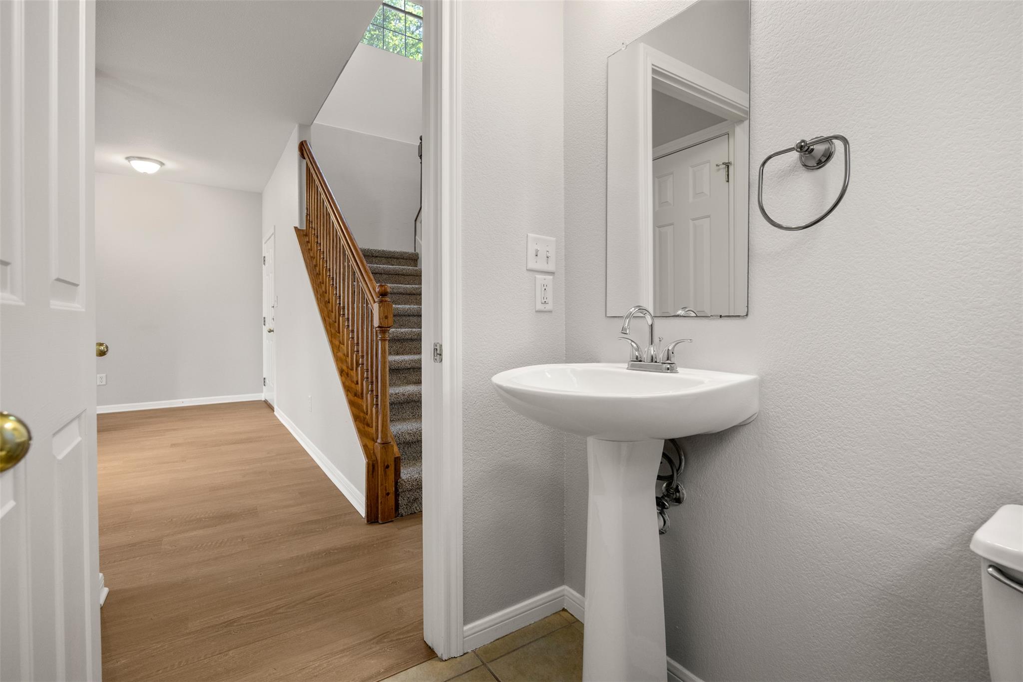 5708 W Gate Blvd, Austin, TX 78745