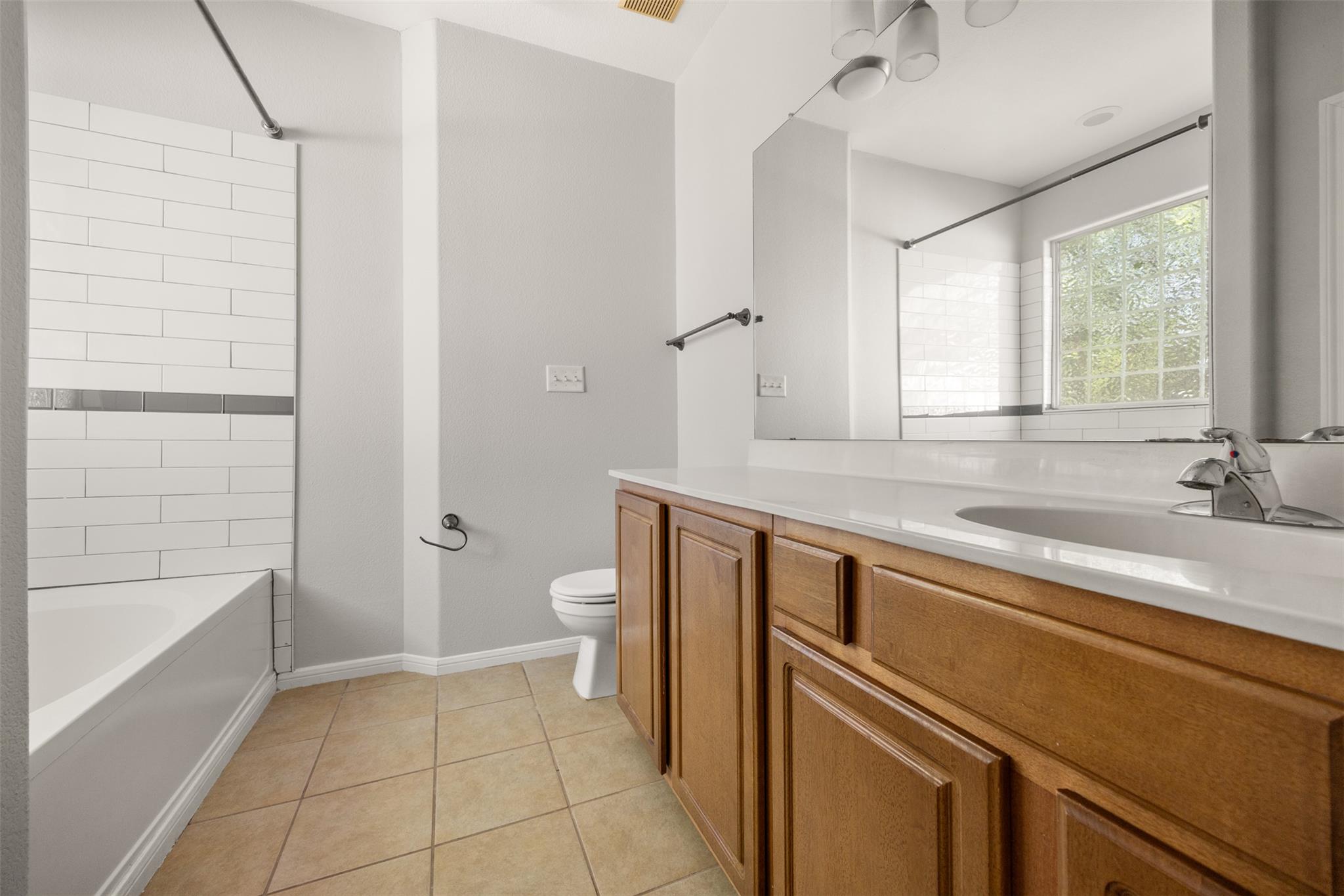 5708 W Gate Blvd, Austin, TX 78745