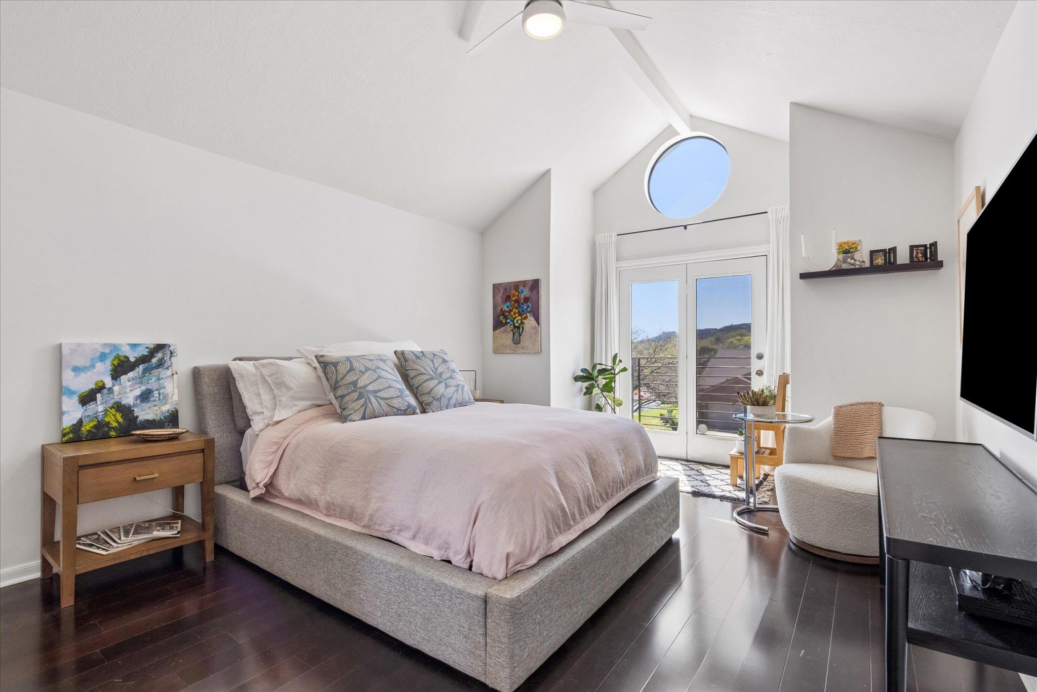 6602 Mesa Hollow Dr, Austin, TX 78750